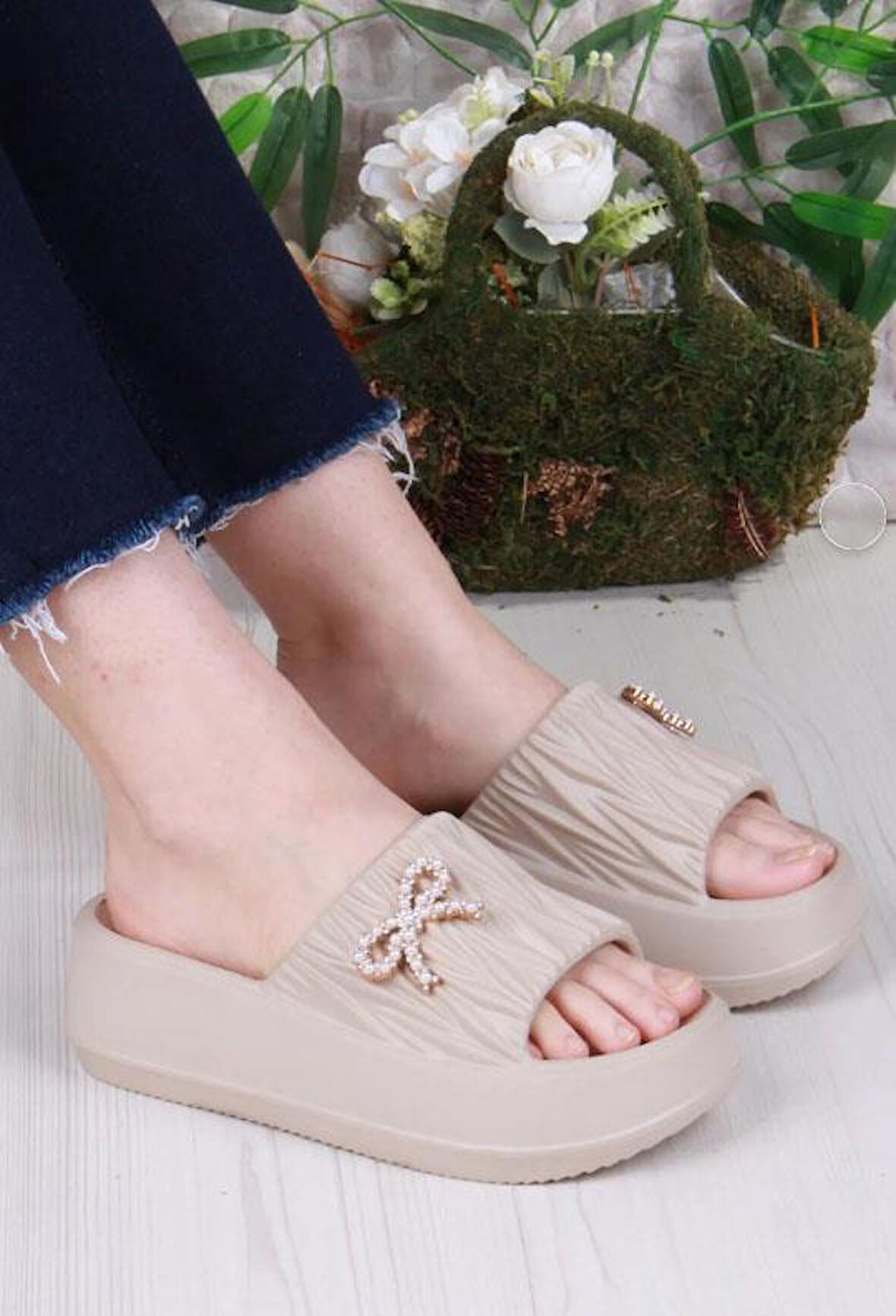 Akınalbella E462.Z.0001 Kadın Terlik