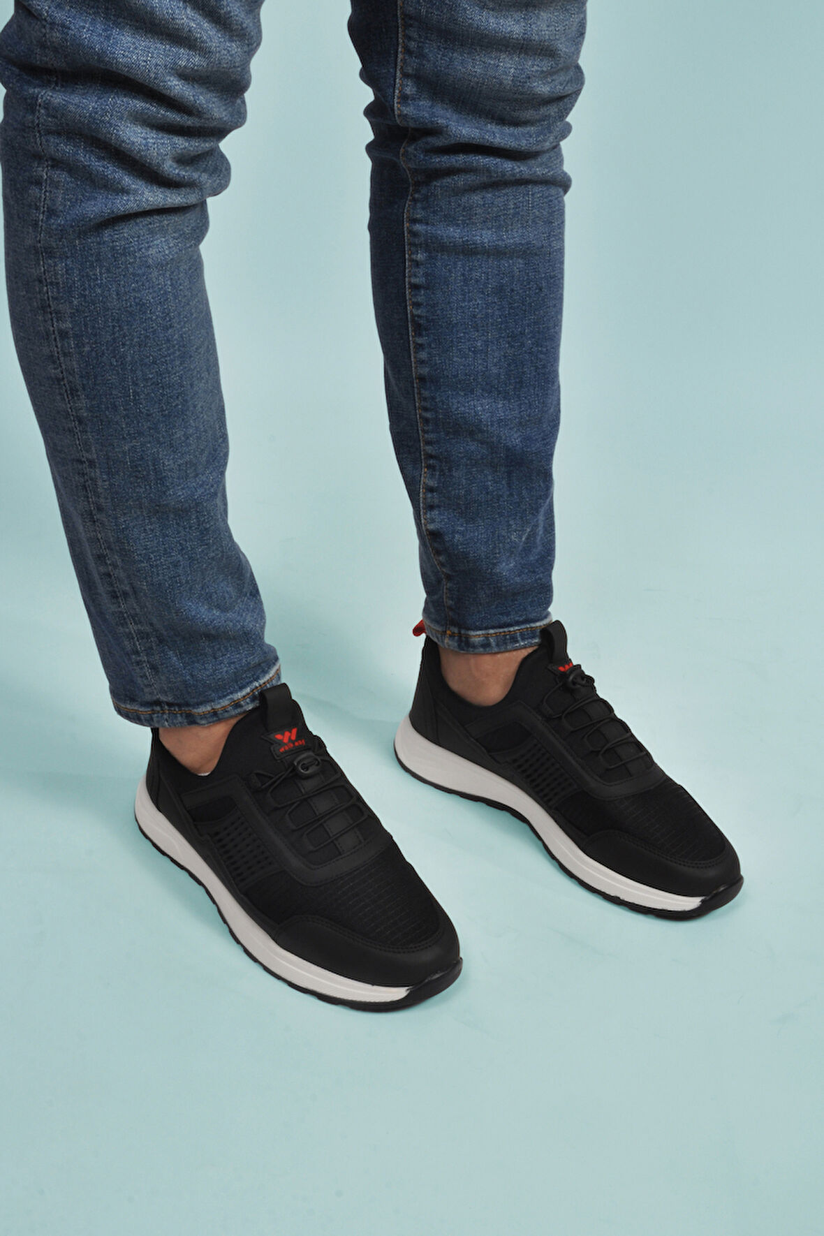 Siyah Kırmızı Hafif Esnek Kilit Bağcıklı Erkek Spor Ayakkabı Nans 6006 M