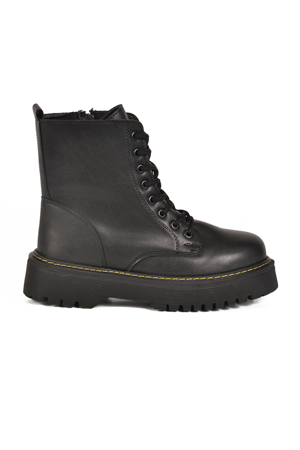 Siyah Bağcıklı Fermuarlı Kadın Bot Terra 5000 Z