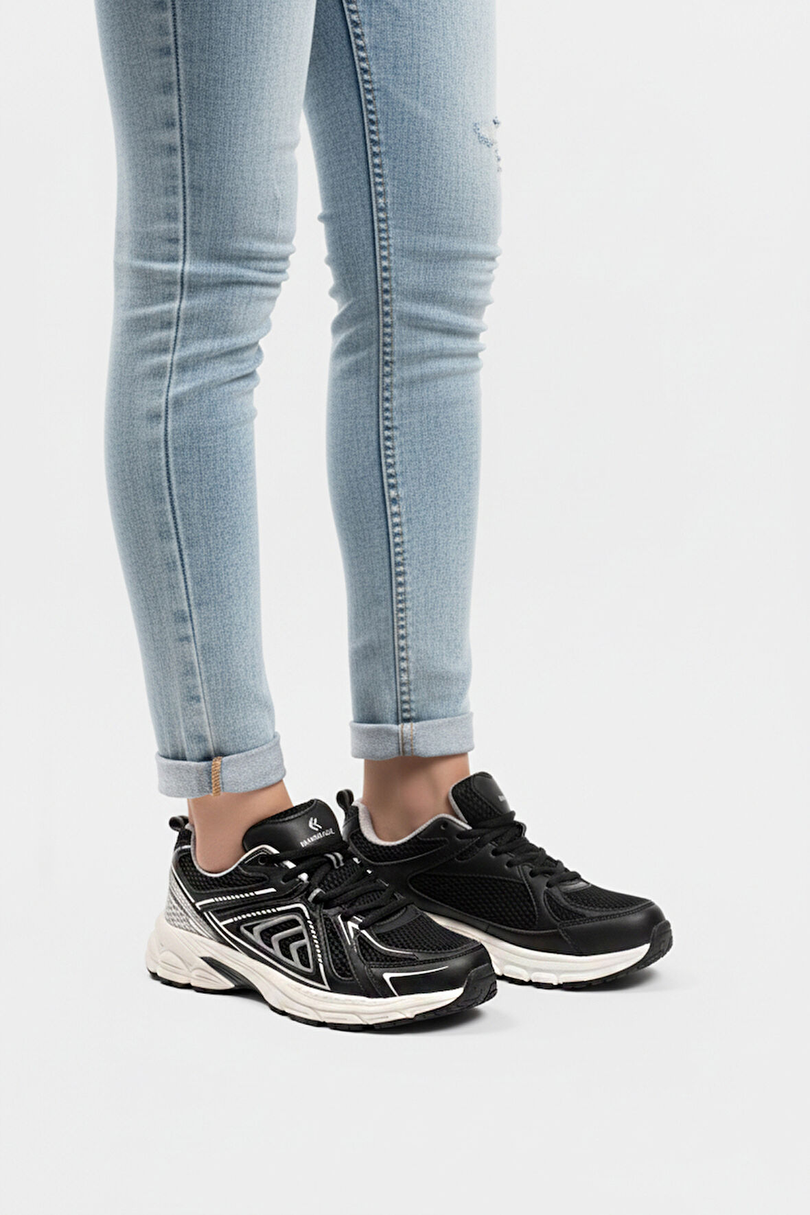 Siyah Gümüş Hafızalı Taban Hafif Esnek Fileli Unisex Spor Ayakkabı Dipper G