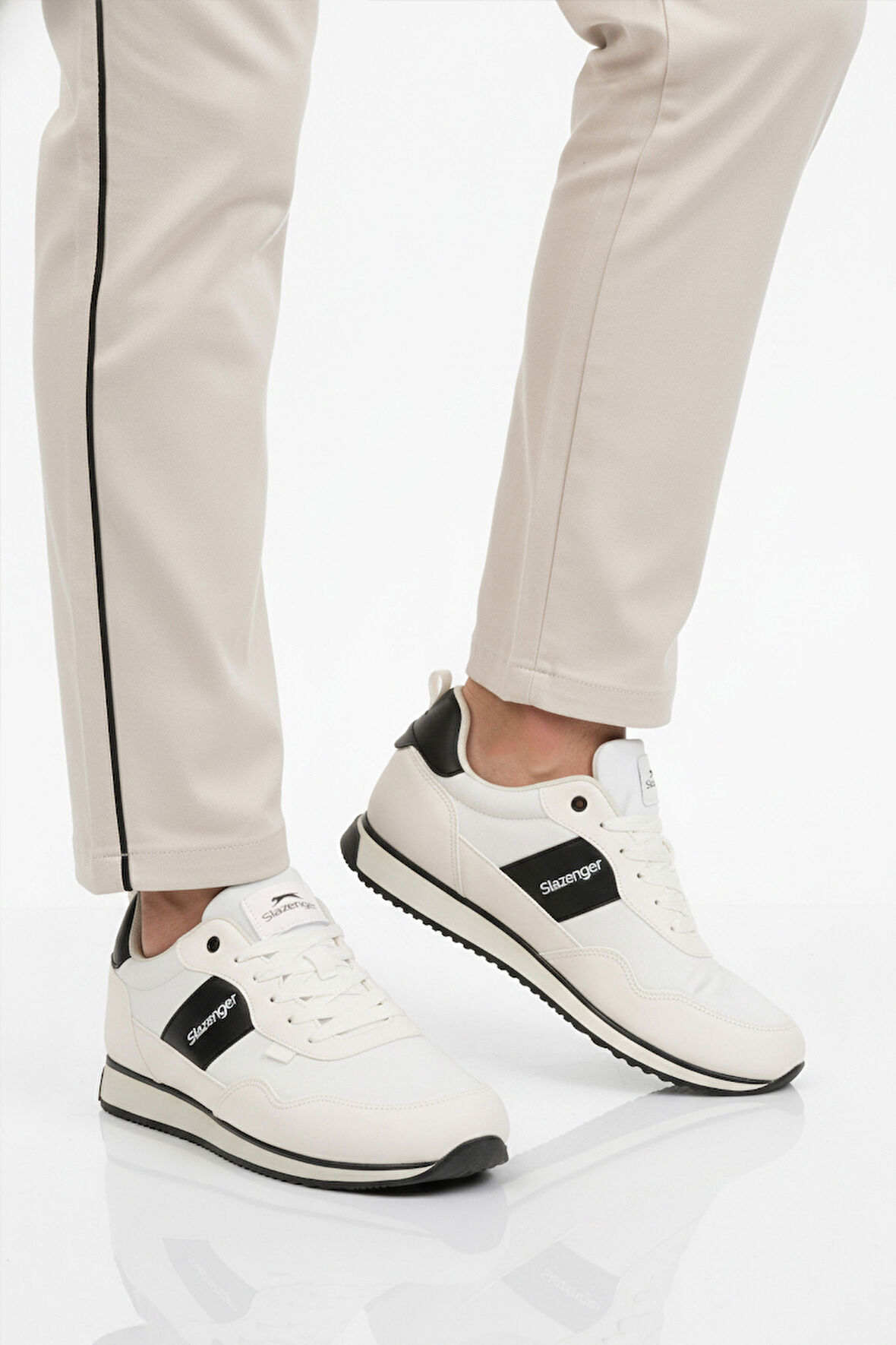 Beyaz Siyah Bağcıklı Cilt Erkek Spor Ayakkabı Offense M