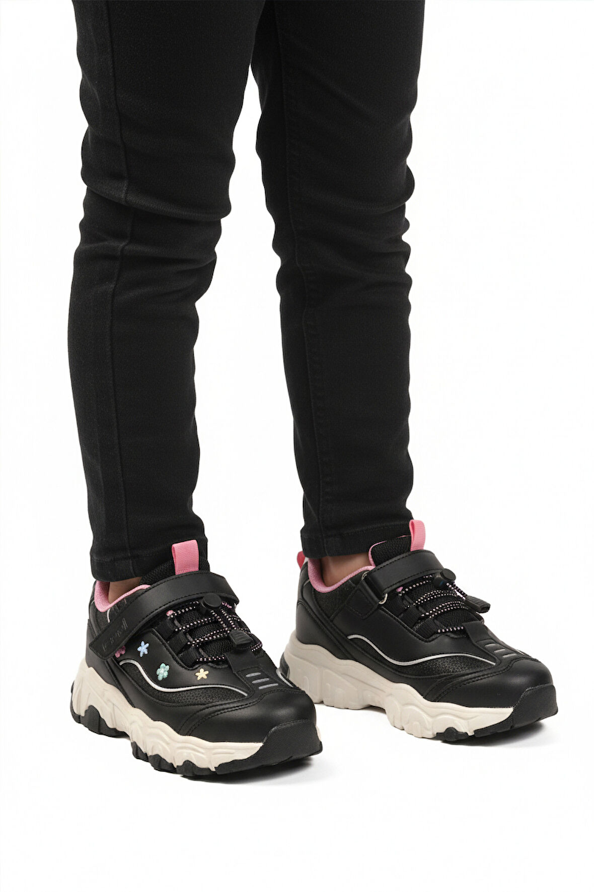 Siyah Cırtlı Hafif Fileli Esnek Kız Çocuk Spor Ayakkabı Bella Kısa F