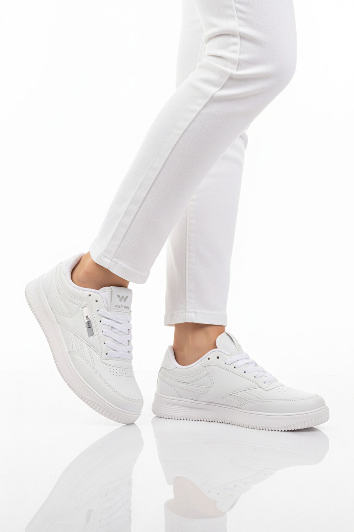 Beyaz Bağcıklı Hafif Cilt Unisex Spor Ayakkabı Marlow G