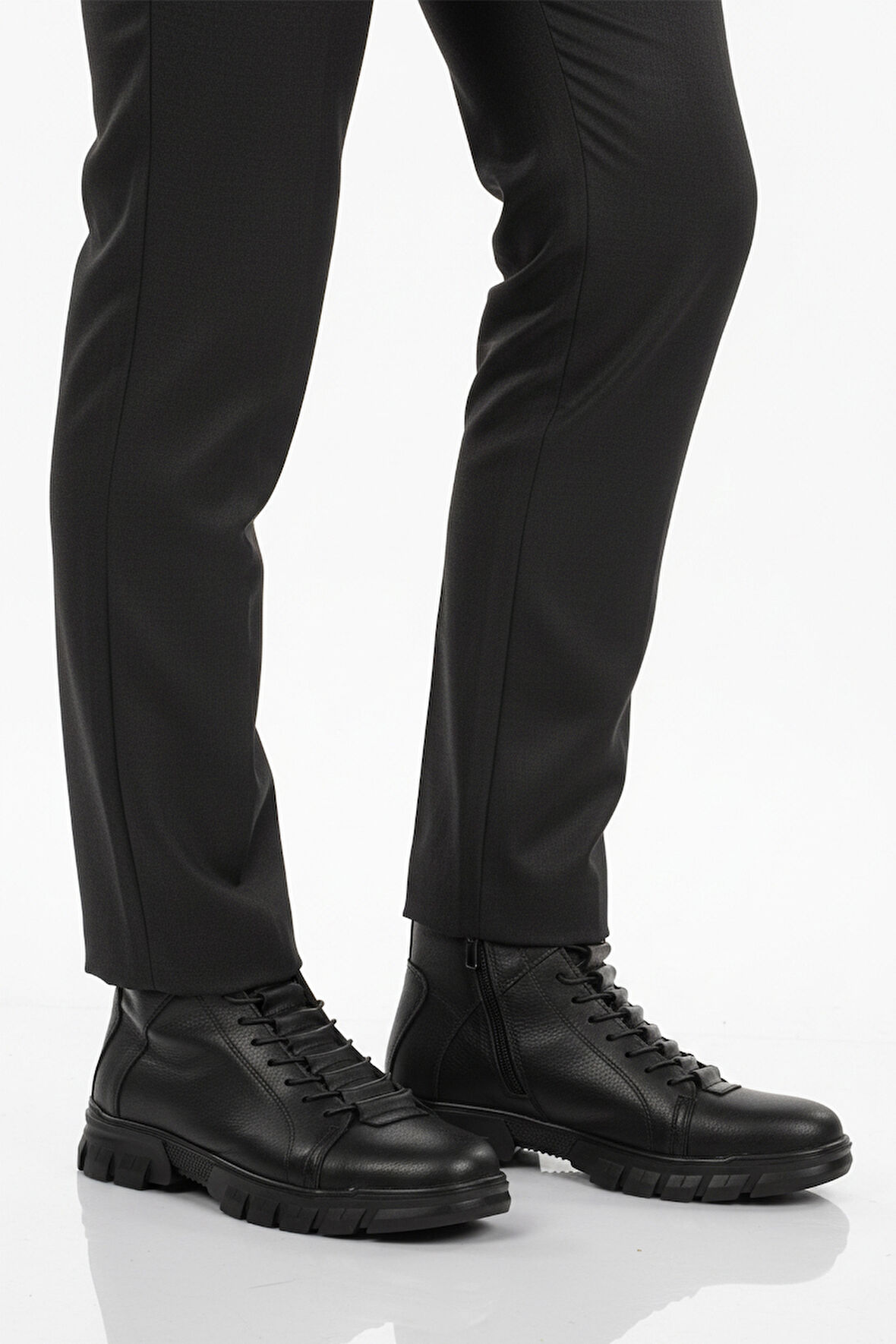 Siyah İçi Polarlı Kaymaz Fermuarlı Erkek Bot 660 M