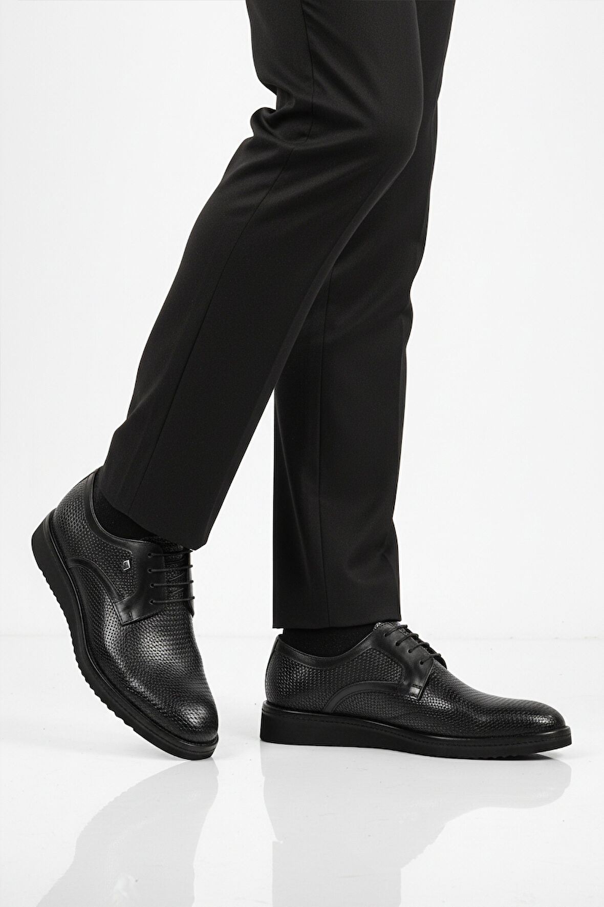 Siyah Hakiki Deri Bağcıklı Erkek Klasik Ayakkabı 3264 M