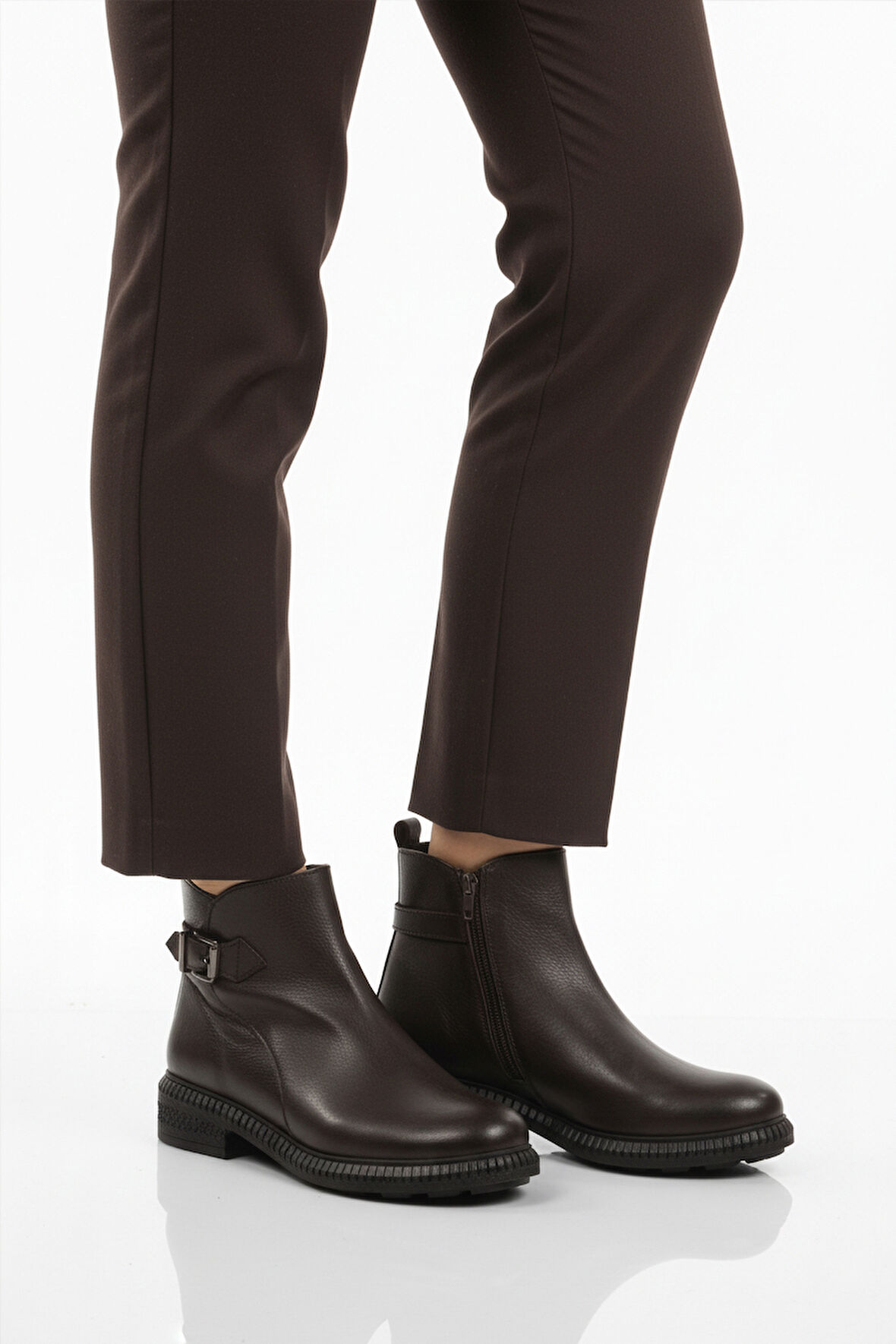 Kahve Hakiki Deri İçi Polarlı Kaymaz Kadın Bot 20913-1 Z