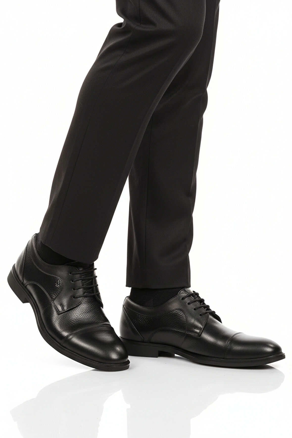 Siyah Hakiki Deri Erkek Klasik Ayakkabı 2499 M