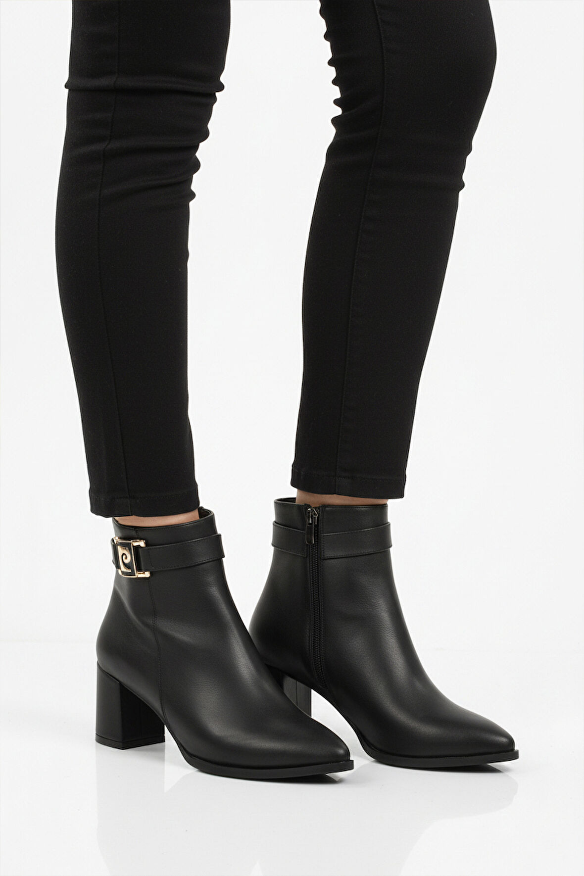 Siyah İçi Kürklü Fermuarlı Kadın Topuklu Bot PC-54975 Z