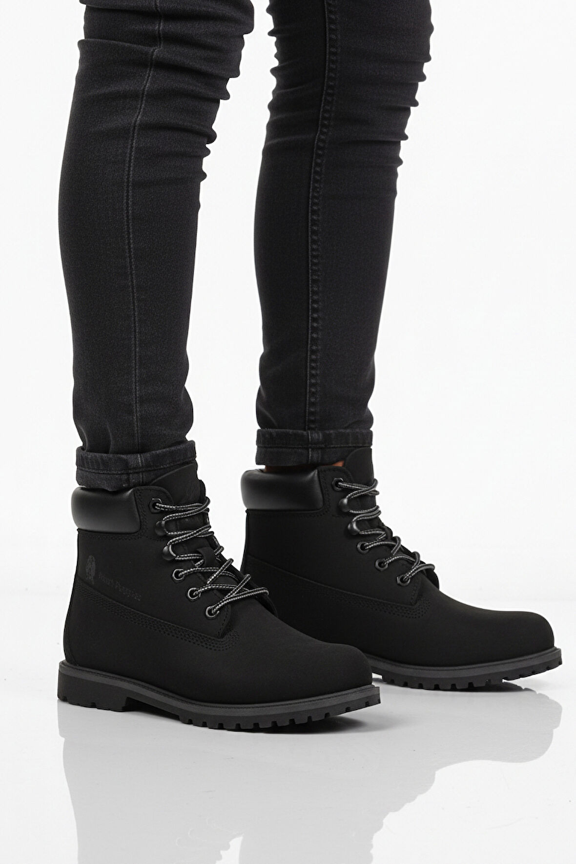 Siyah Nubuk Hakiki Deri Kaymaz Taban Unisex Bot Empresa G