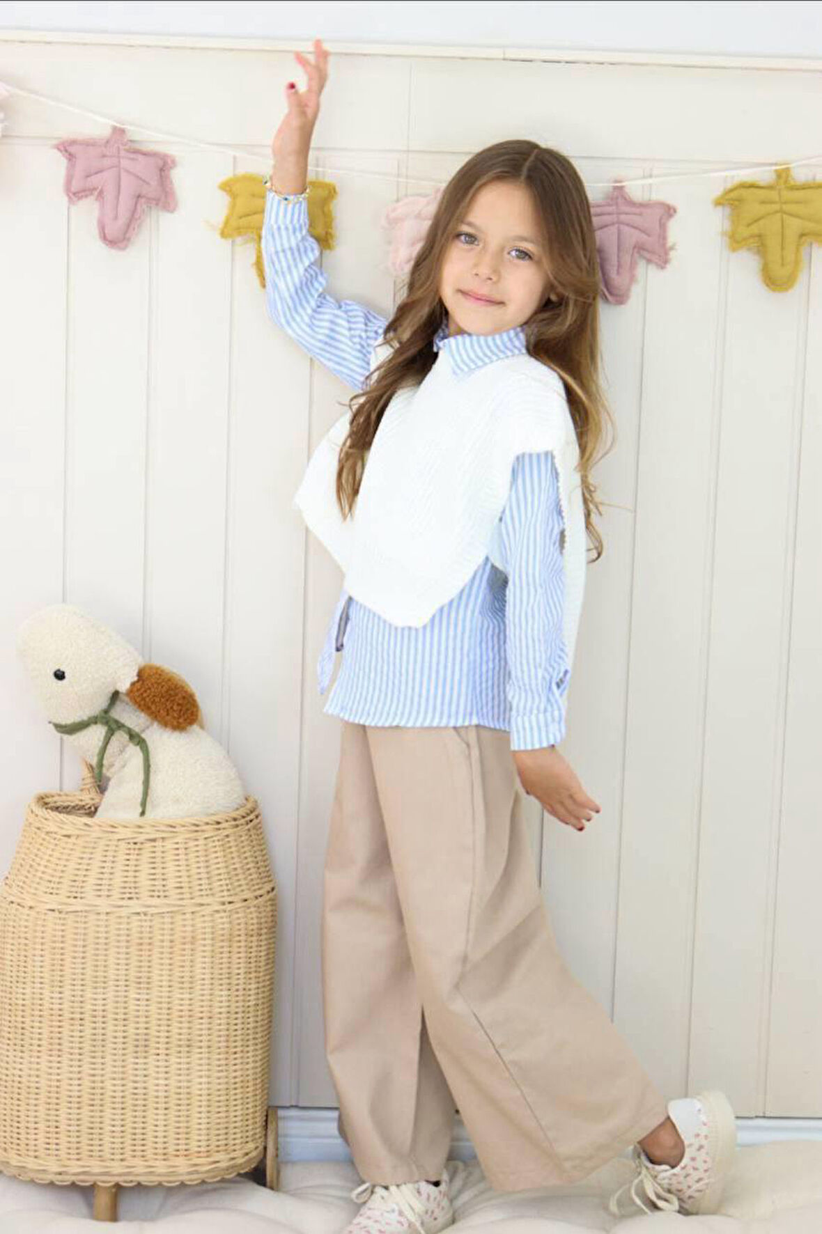 Kız Çocuk Kot Pantolon Triko Gömlekli 3'lü Tarz Takım