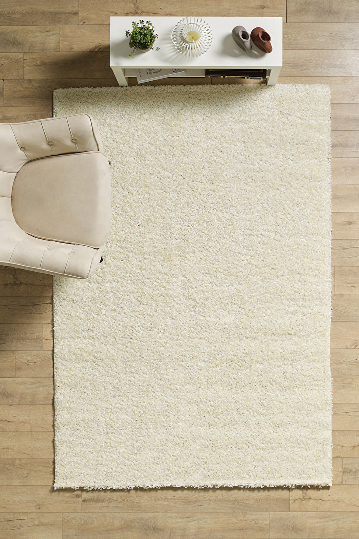 Modern Desenli Salon Halısı Krem Halı Peluş Halı Yıkanabilir Post Halı Kaymaz Taban Halı