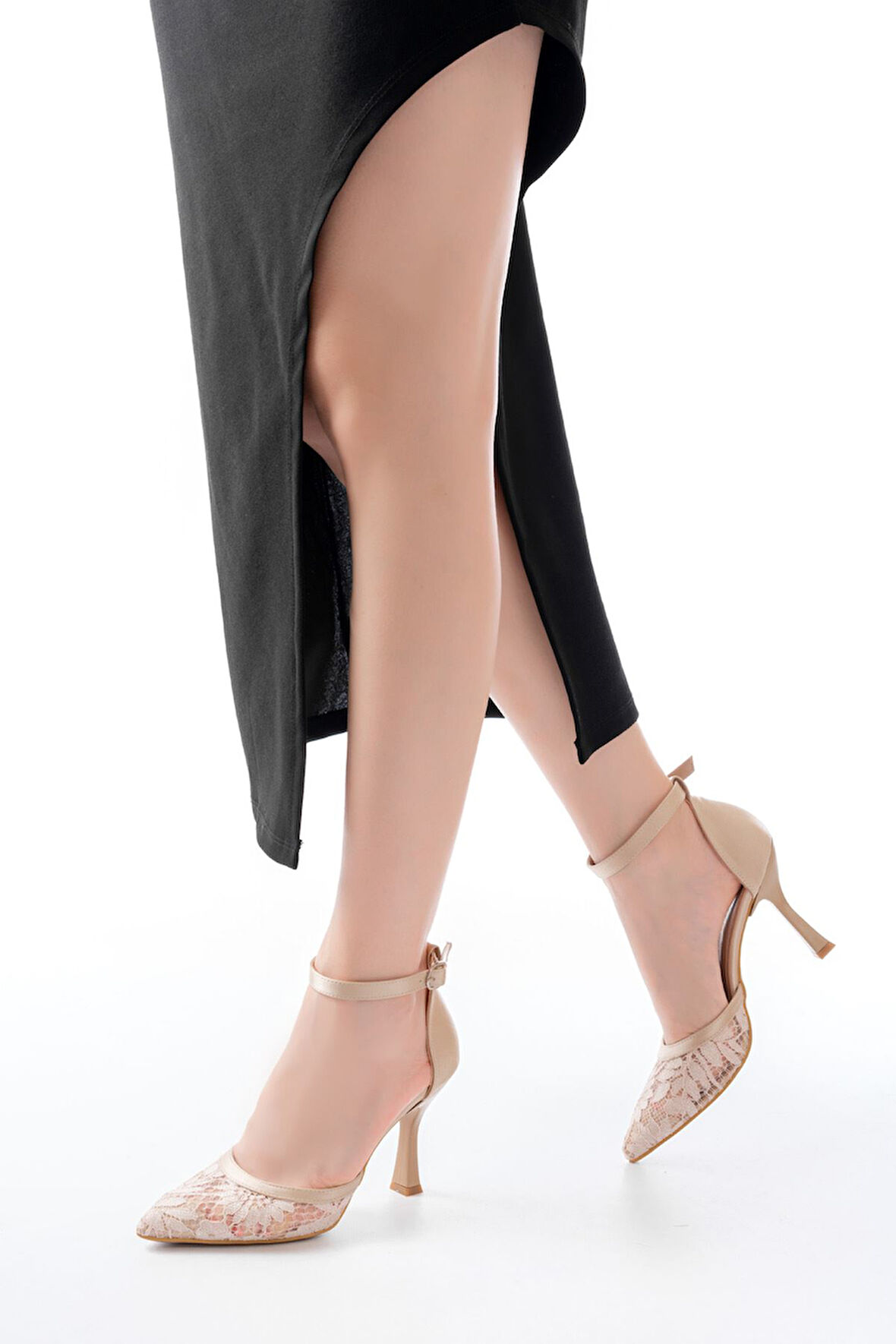 K-404 Bej Fileli Çiçek Detaylı  Kadın Topuklu Ayakkabı  