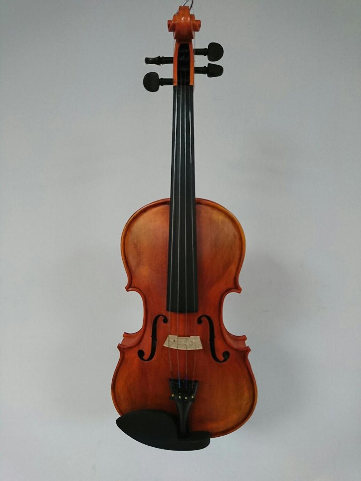 KEMAN, SCALE 4/4, MAT, KLAVYE KARARTILMIŞ AKÇAA