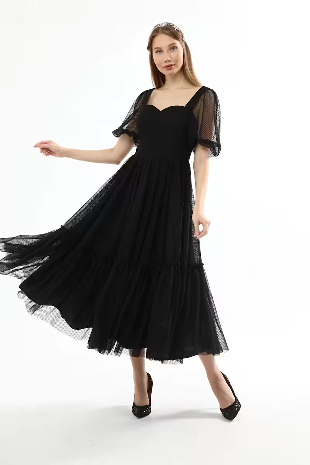 Kadın Abiye Ve Mezuniyet Kalp Yaka Şık Ve Zarif Özel Üretim Noktalı Tül Abiye Elbise