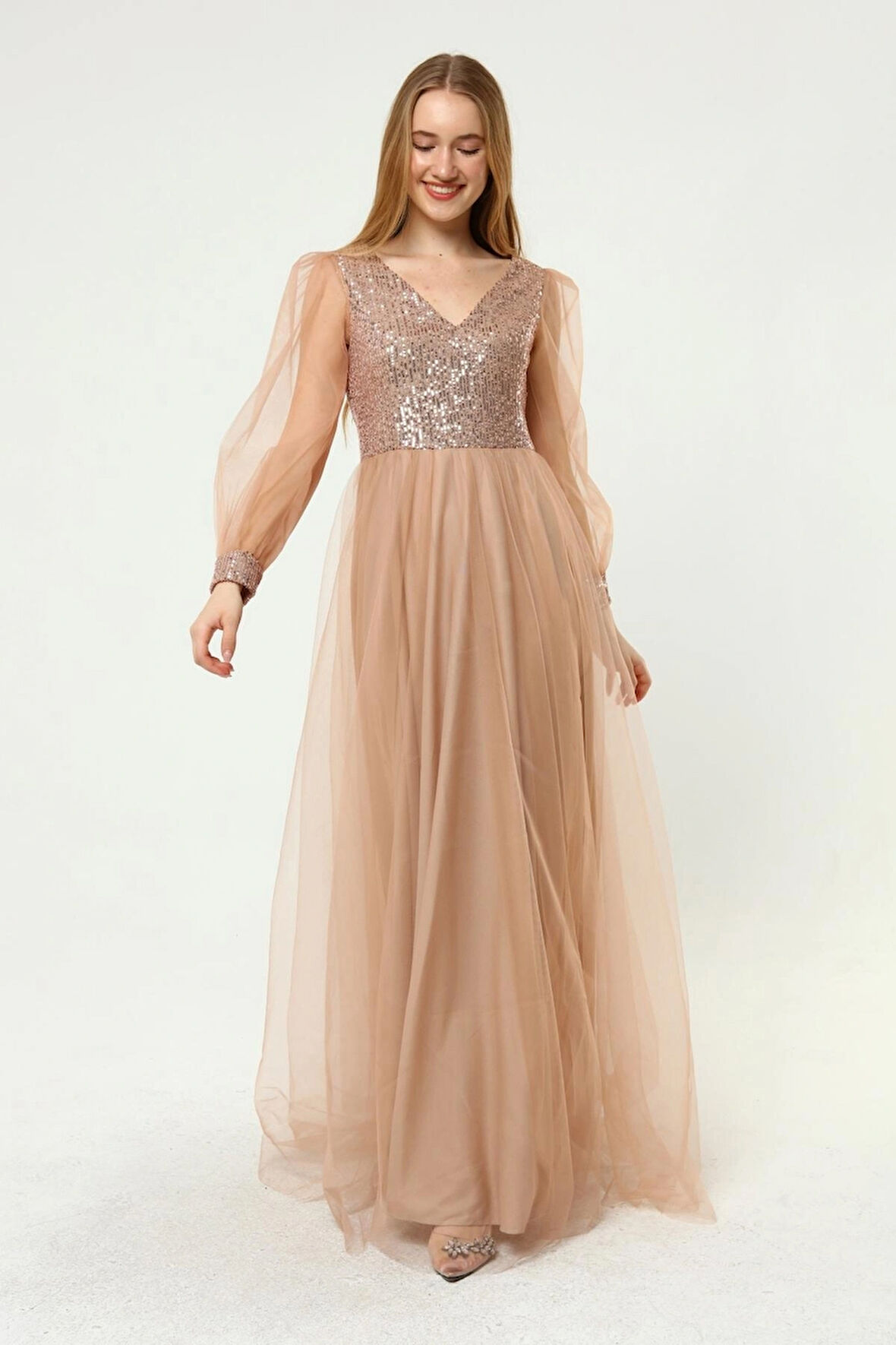 Kadın Abiye Ve Mezuniyet Elbiseleri Payet Detaylı V Yaka Tül Abiye Elbise