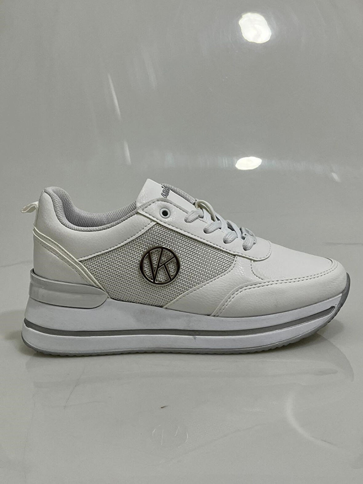 2927 Wickers  Beyaz-Gümüş Hafif Dolgu kadin Spor Ayakkabısı