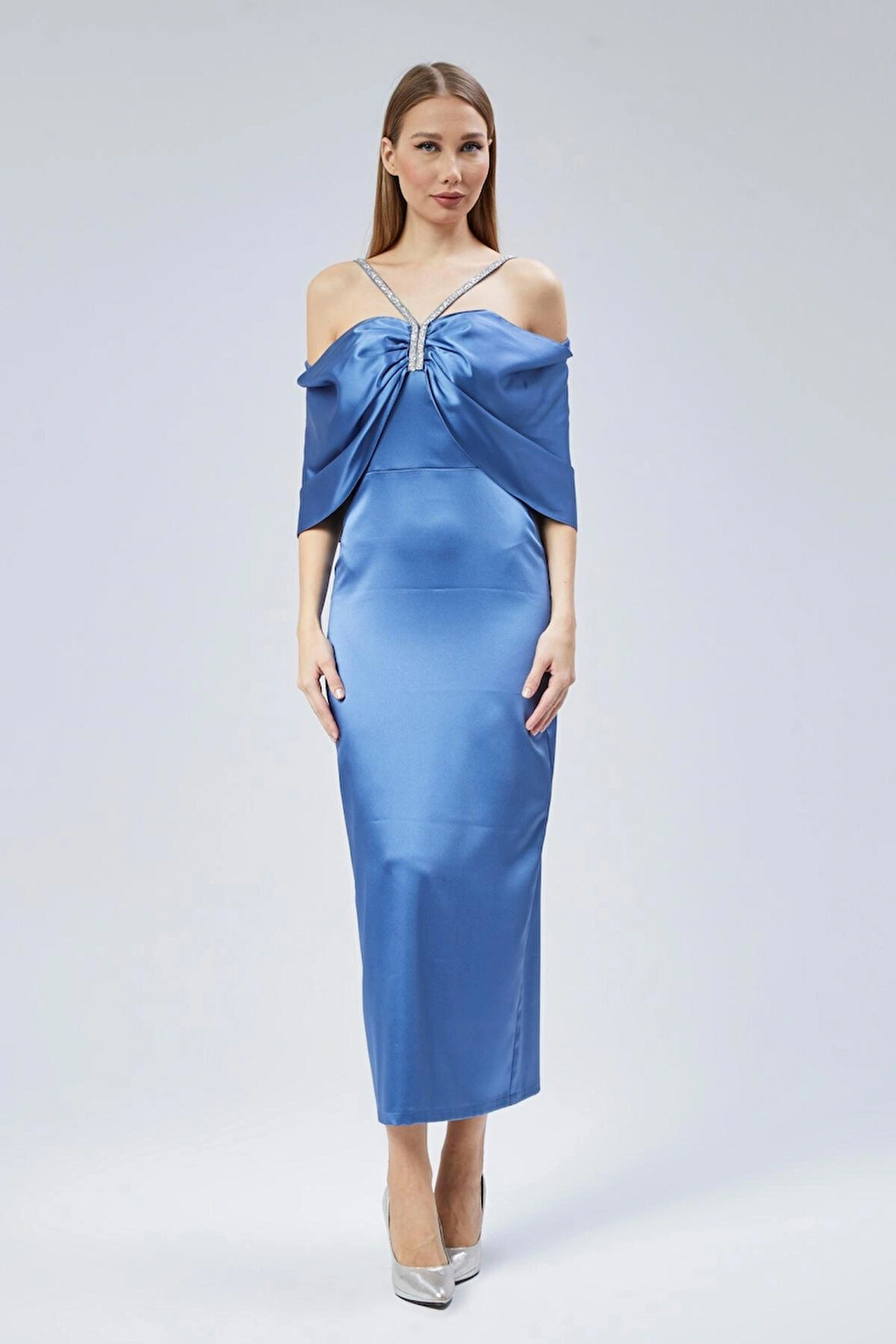 Kadın Abiye Ve Mezuniyet Elbise Taş Detaylı Saten Kelebek Abiye Elbise