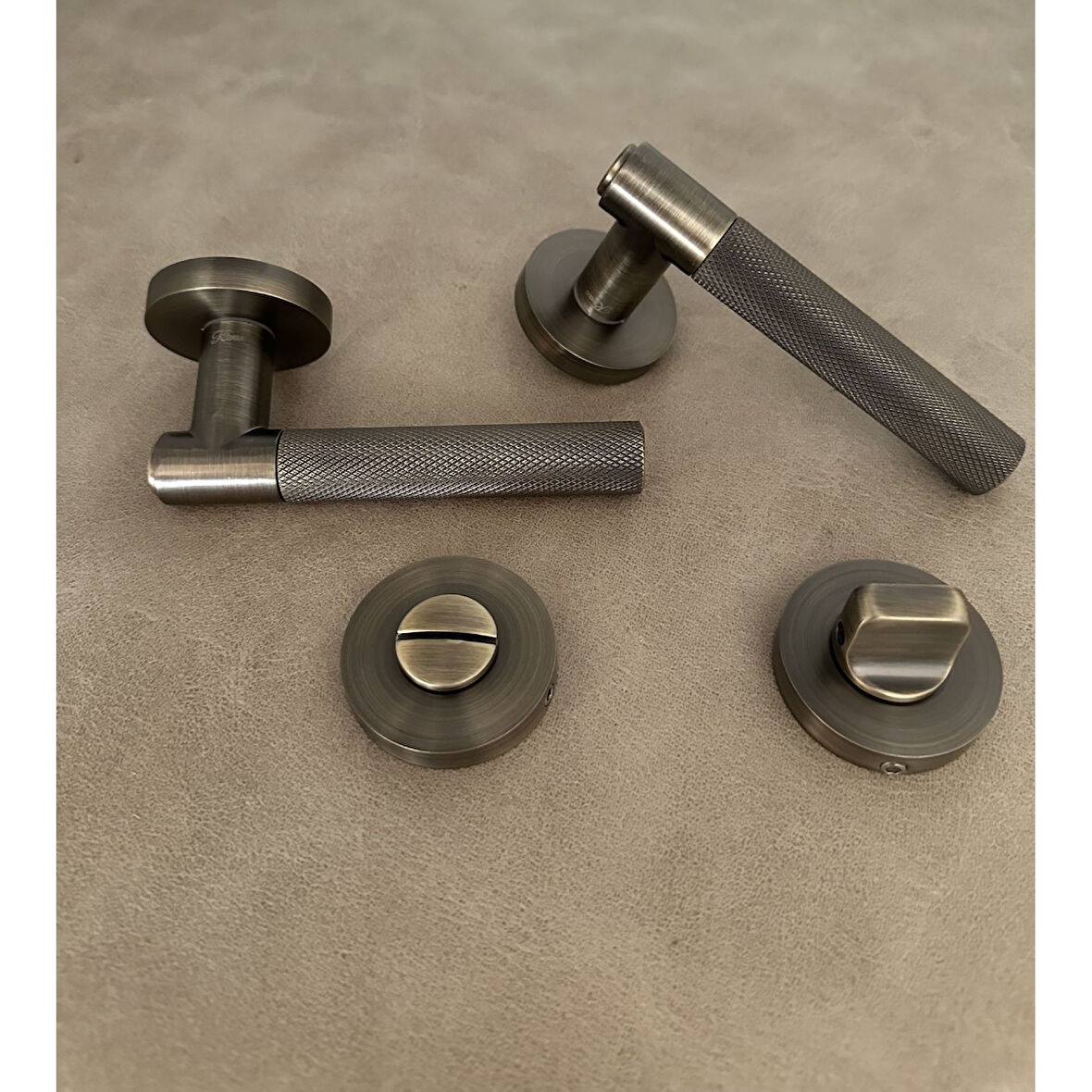 Rivax Meta Antik Sarı Zamak Yuvarlak Rozetli Wc Banyo Kapı Kolu 1 Takım