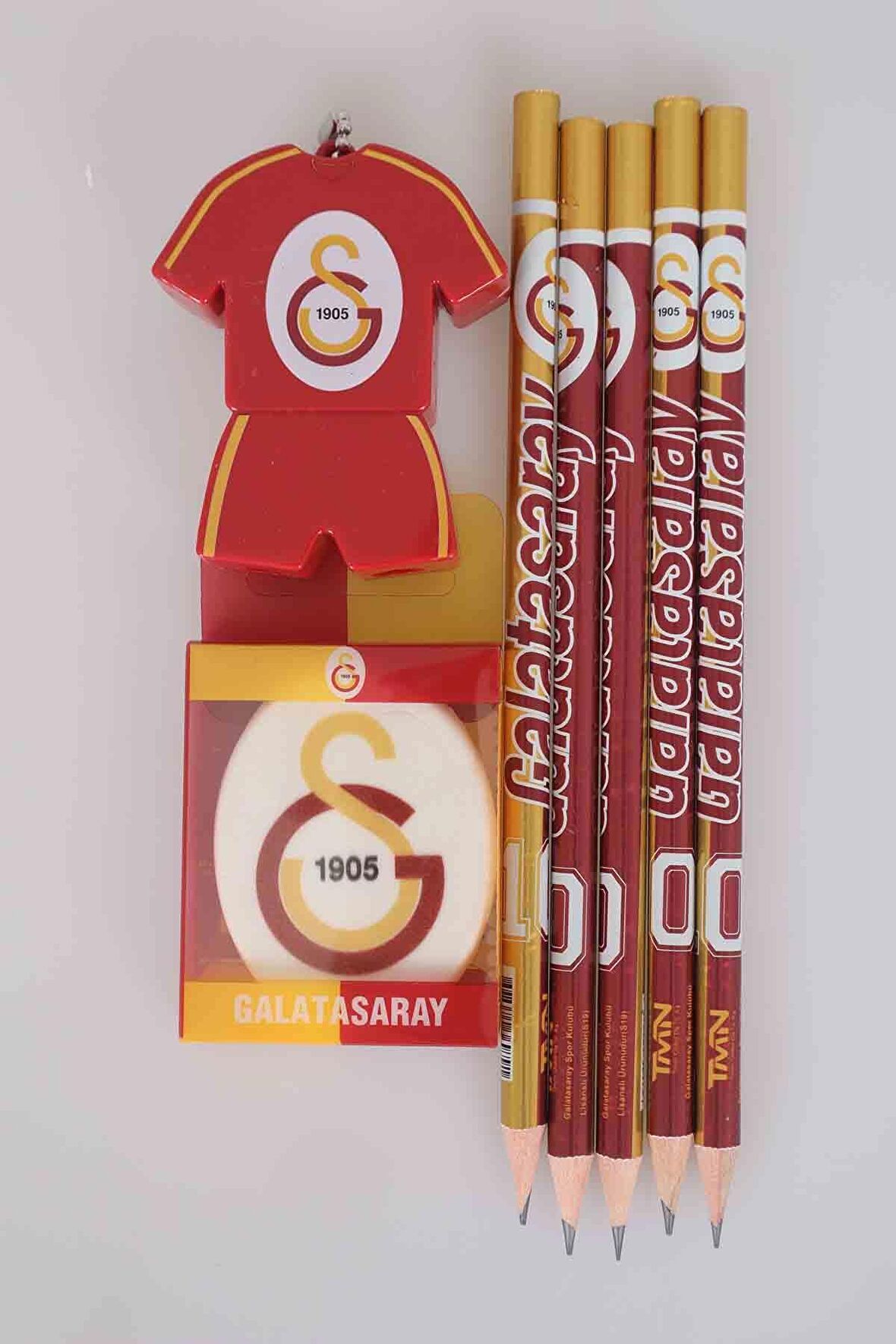 LİSANSLI GALATASARAY 5 ADET KURŞUN KALEM,LOGO SİLGİ VE KALEMTRAŞ SETİ 