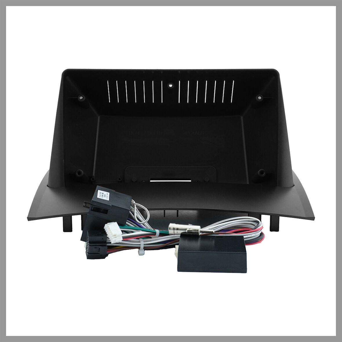 RENAULT MEGANE 2 2004-2009 9 INC  ANDROID MULTİMEDYA ÇERÇEVESİ - SOKET-CANBUS