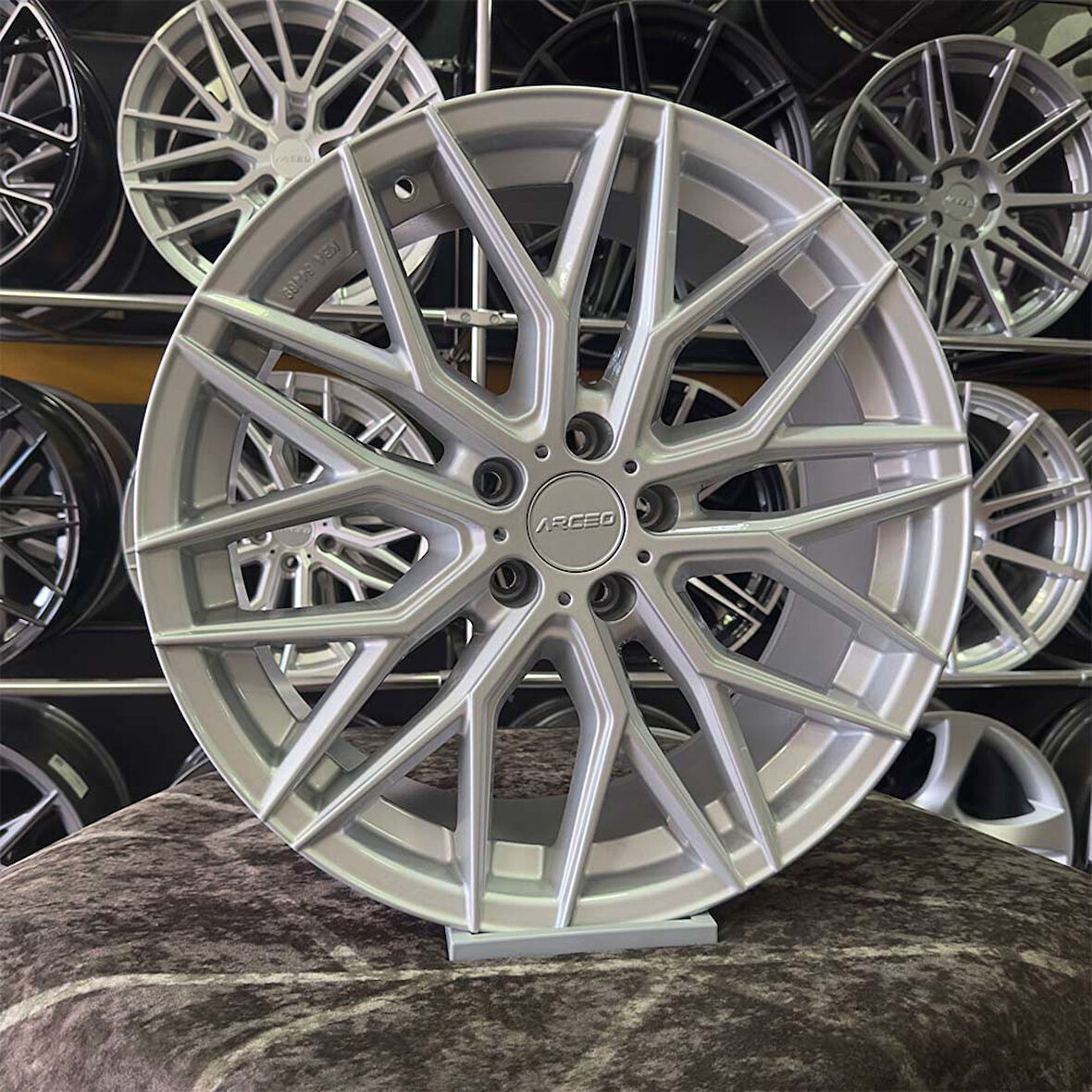 19 inç 5x112 ARCEO VALENCİA SİLVER Jant Modeli