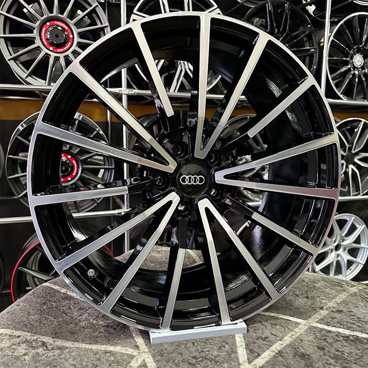 19 inç 5x112 AUDİ A4 A5 A6 A7 UYUMLU Jant Modeli Audi
