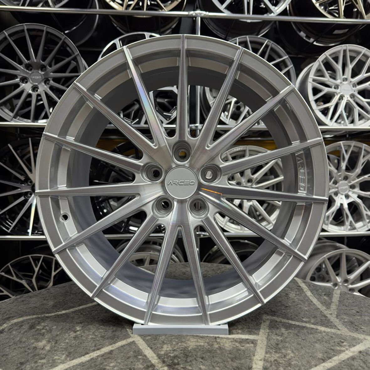 19 inç 5x112 ARCEO LİSBON SİLVER DİAMOND Jant Modeli