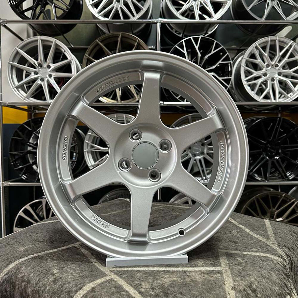 16 inç 4x100 VOLK T37 CİVİC CLİO LİNE UYUMLU Jant Modeli