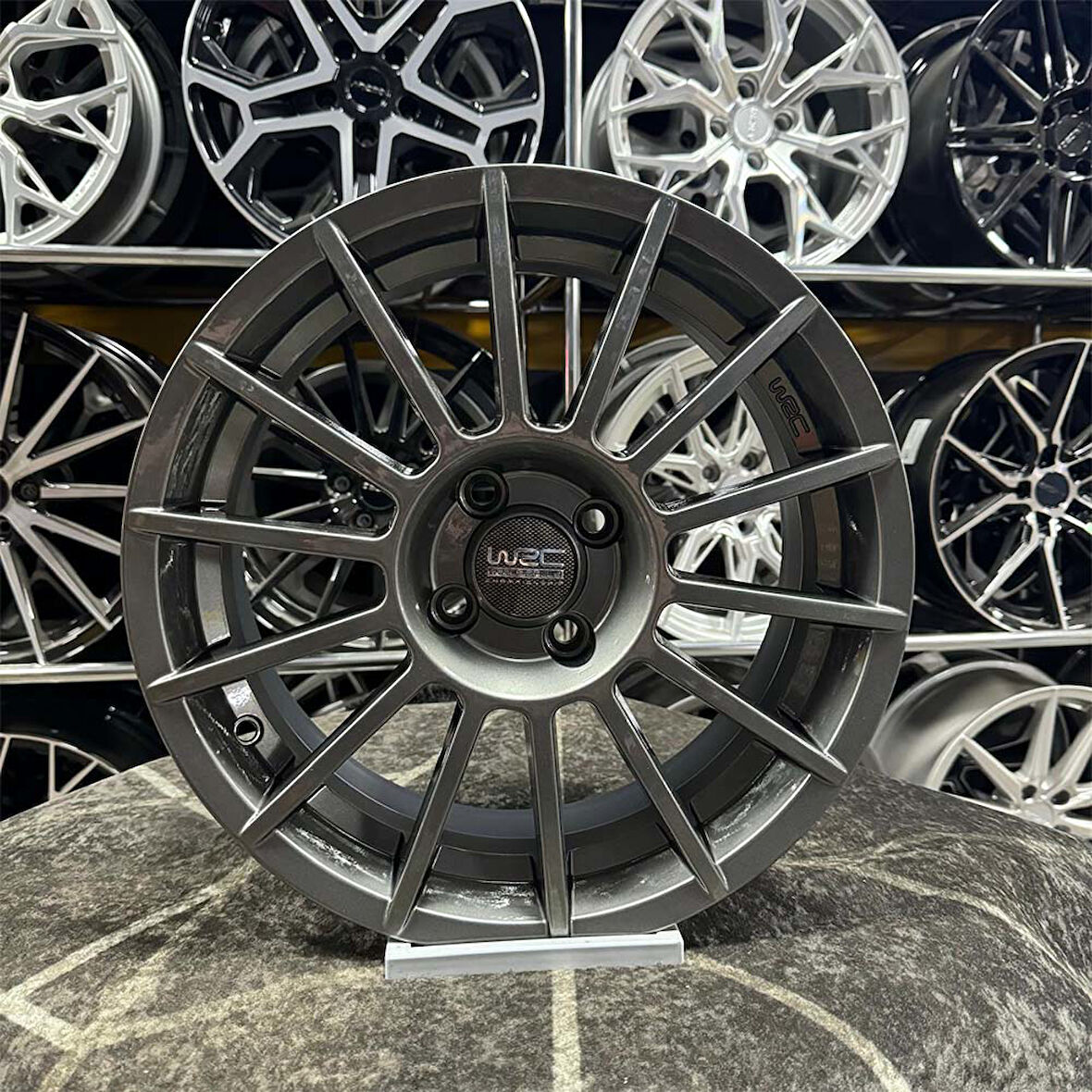 16 inç 4x108 WRC ET25 GB 65.1 Titanyum Jant Modeli Citroen Peugeot