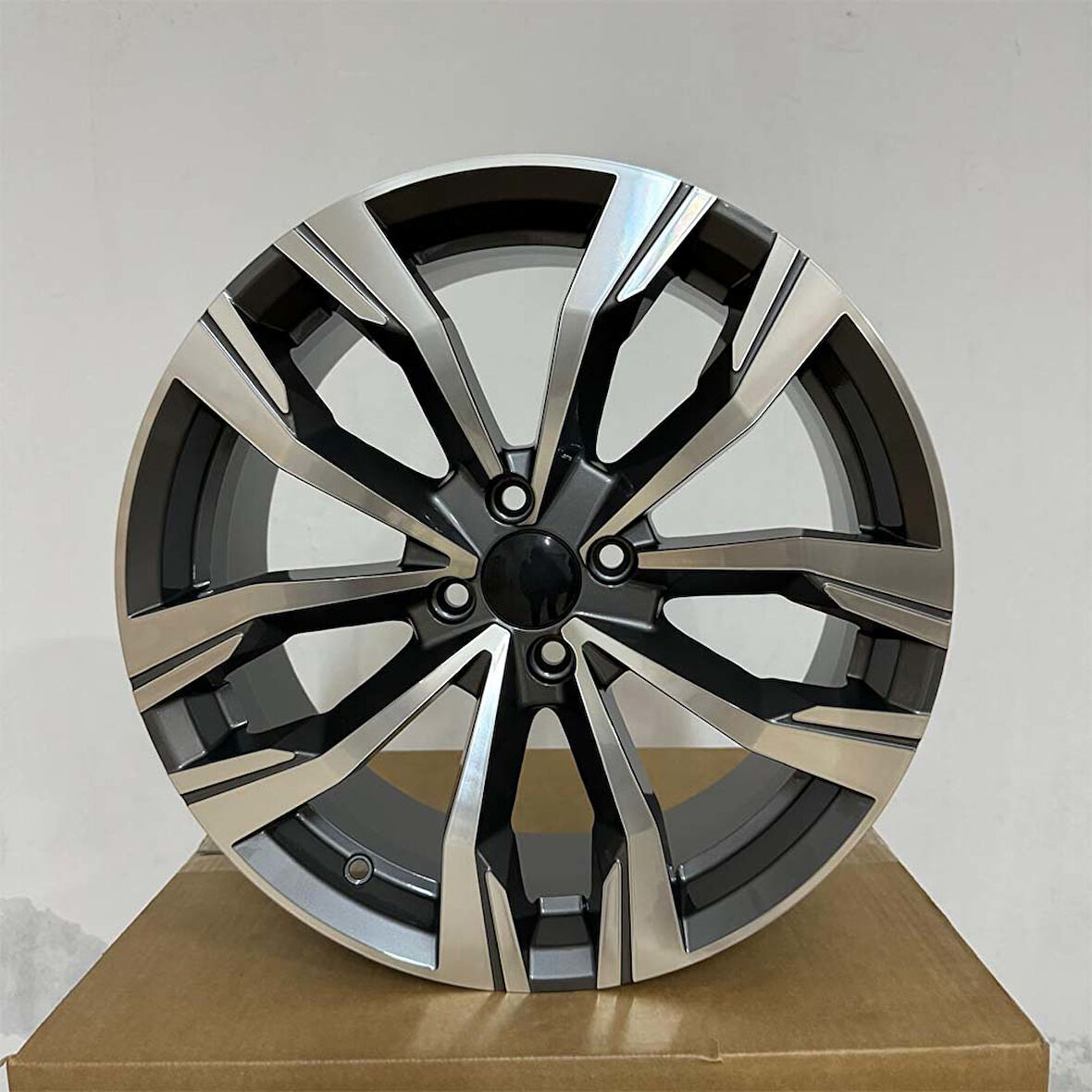 17 inç 4x100 Clio İcon Jant Modeli Renault Uyumlu