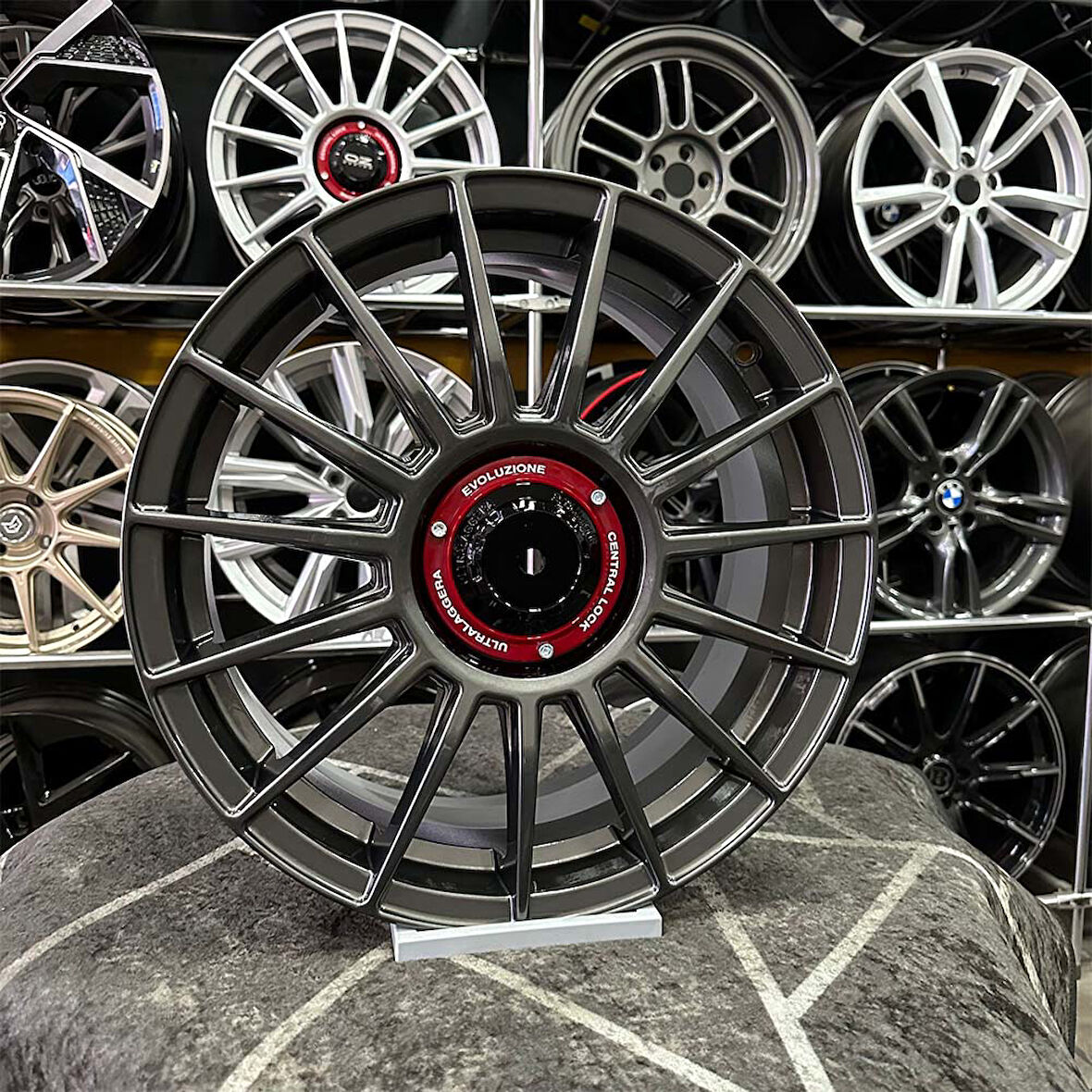 18 inç 5x100 ULTRALEGGARE GUNMETAL EGEA DOBLO POLO Jant Modeli Fiat Volkswagen