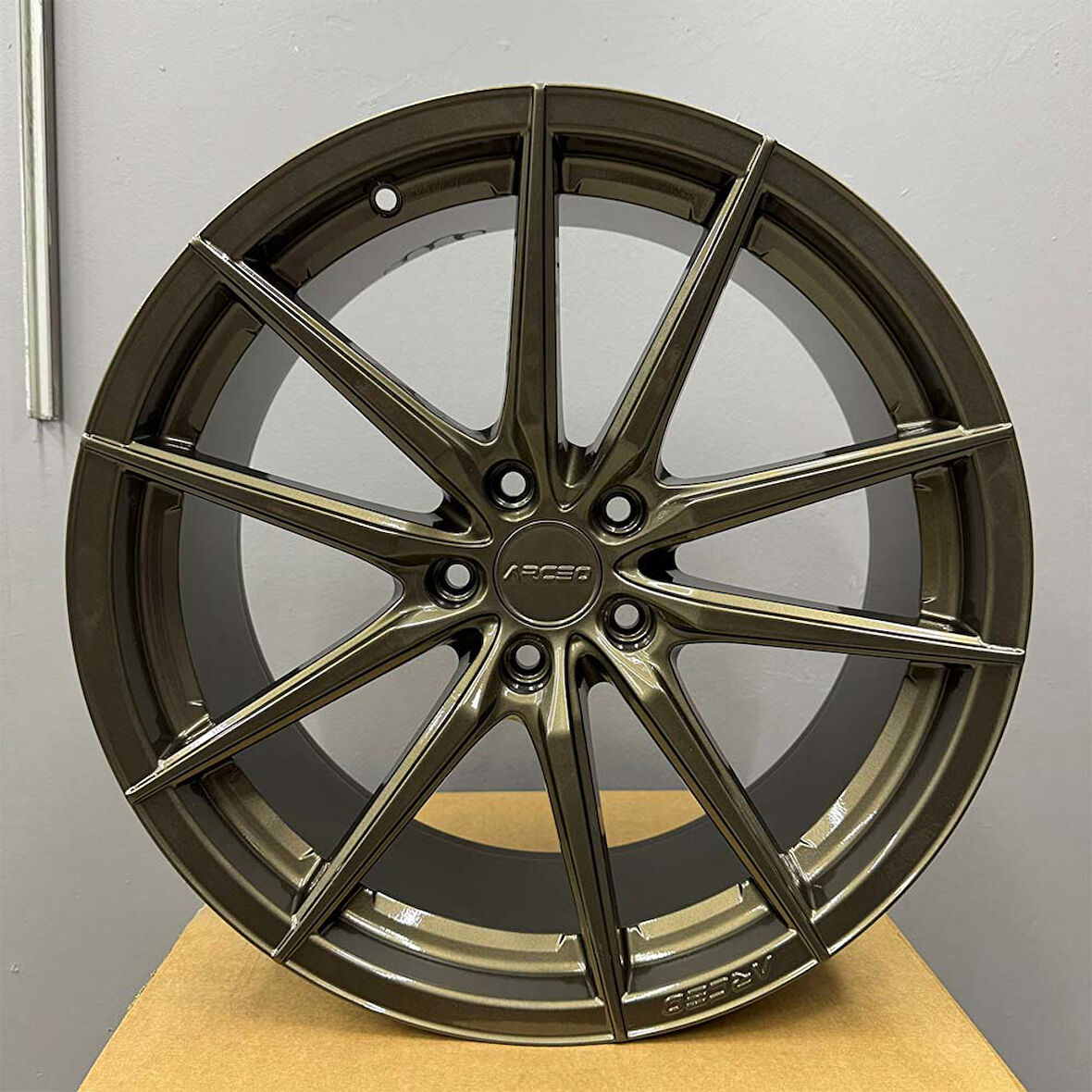 18 inç 5x114.3 ARCEO MONACO CİVİC COROLLA MEGANE UYUMLU Bronz Jant Modeli Toyota Renault Honda