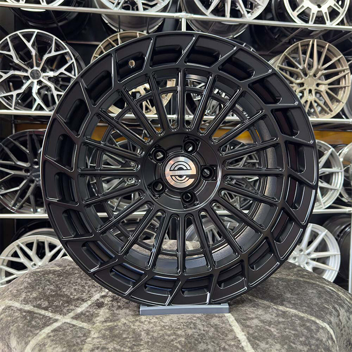 19 inç 5x112 MERCEDES VW UYUMLU Siyah Jant Modeli Mercedes Volkswagen