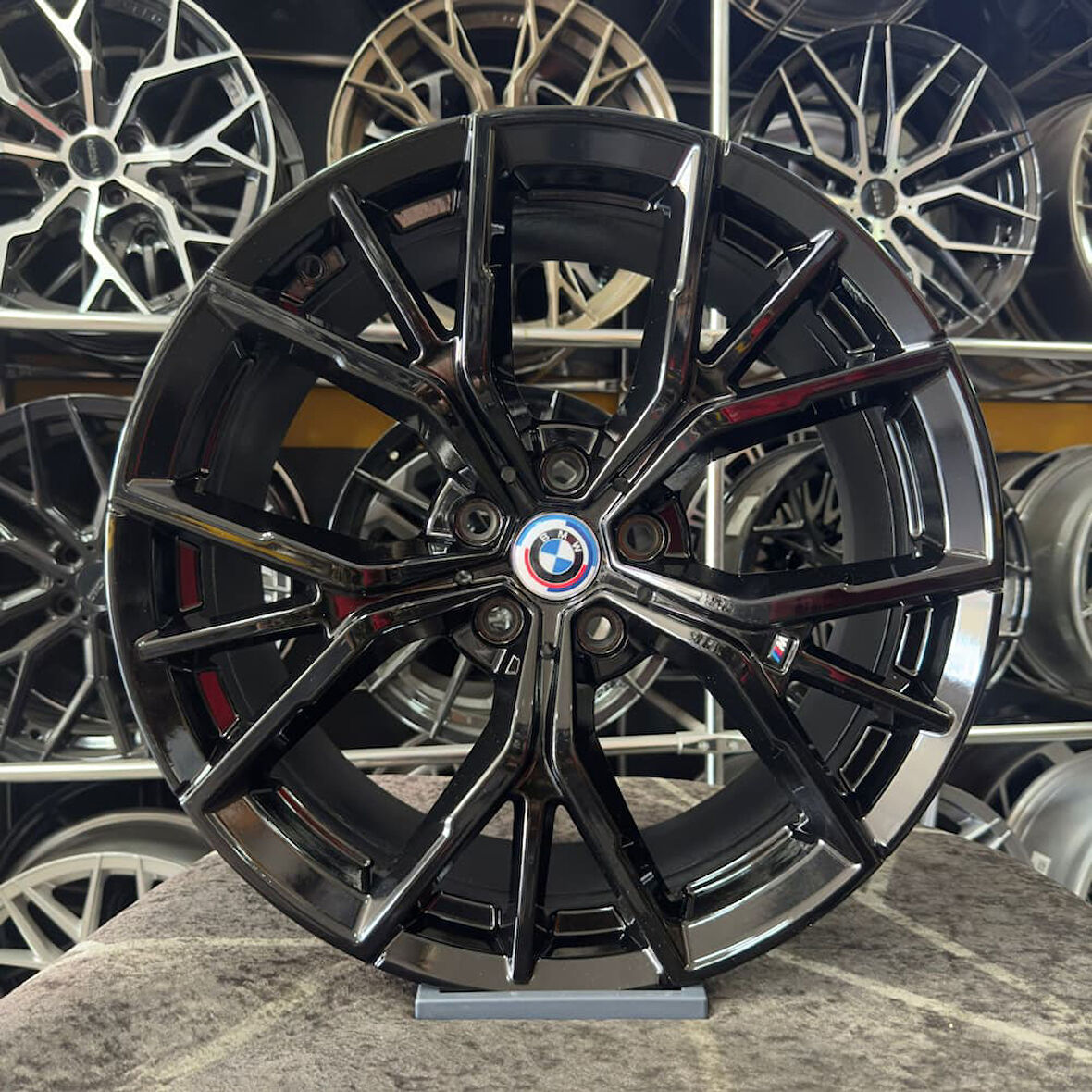 19 inç 5x112 SHADOW G20 G30 Siyah Jant Modeli Bmw