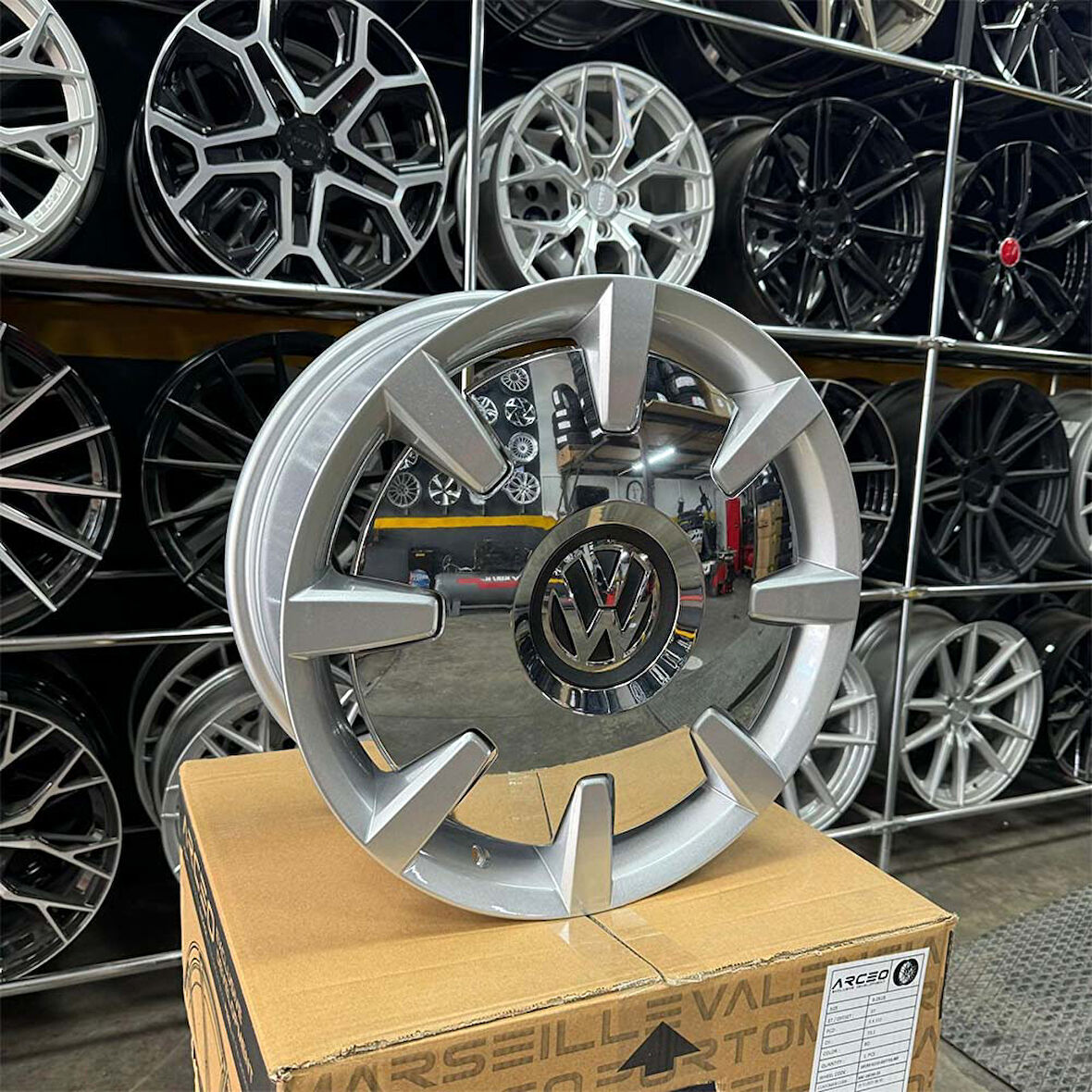 17 inç 5x112 BEETLE DİSC GOLF JETTA UYUMLU Gümüş Jant Modeli Volkswagen