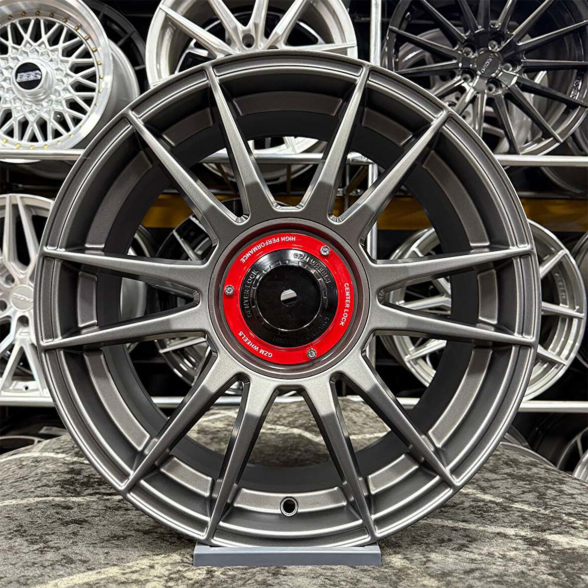 17 inç 4x100 OZ CAPPADOCİA Gun Metal Jant Modeli