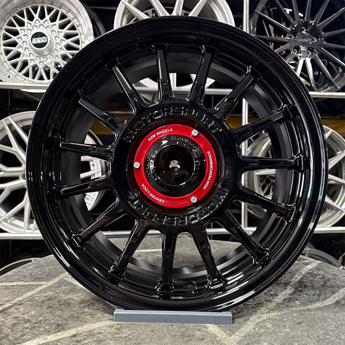 16 inç 5x114.3 MOTORSPORT Siyah Jant Modeli