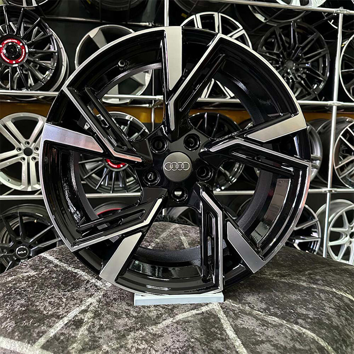 20 inç 5x112 SLİNE A4 A5 A6 A7 PASSAT ARTEON UYUMLU Krom Jant Modeli Audi Volkswagen