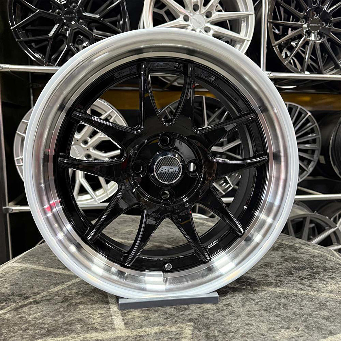 16 inç 4x100 CLİO SYMBOL CİVİC UYUMLU Siyah Elmas Kesim Jant Modeli Renault Honda
