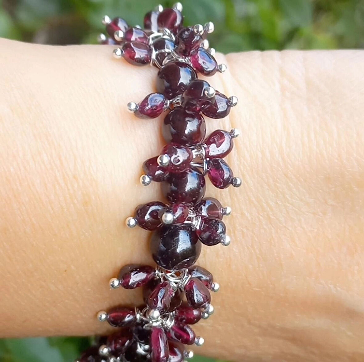  2466 Süzme Garnet el yapımı bileklik