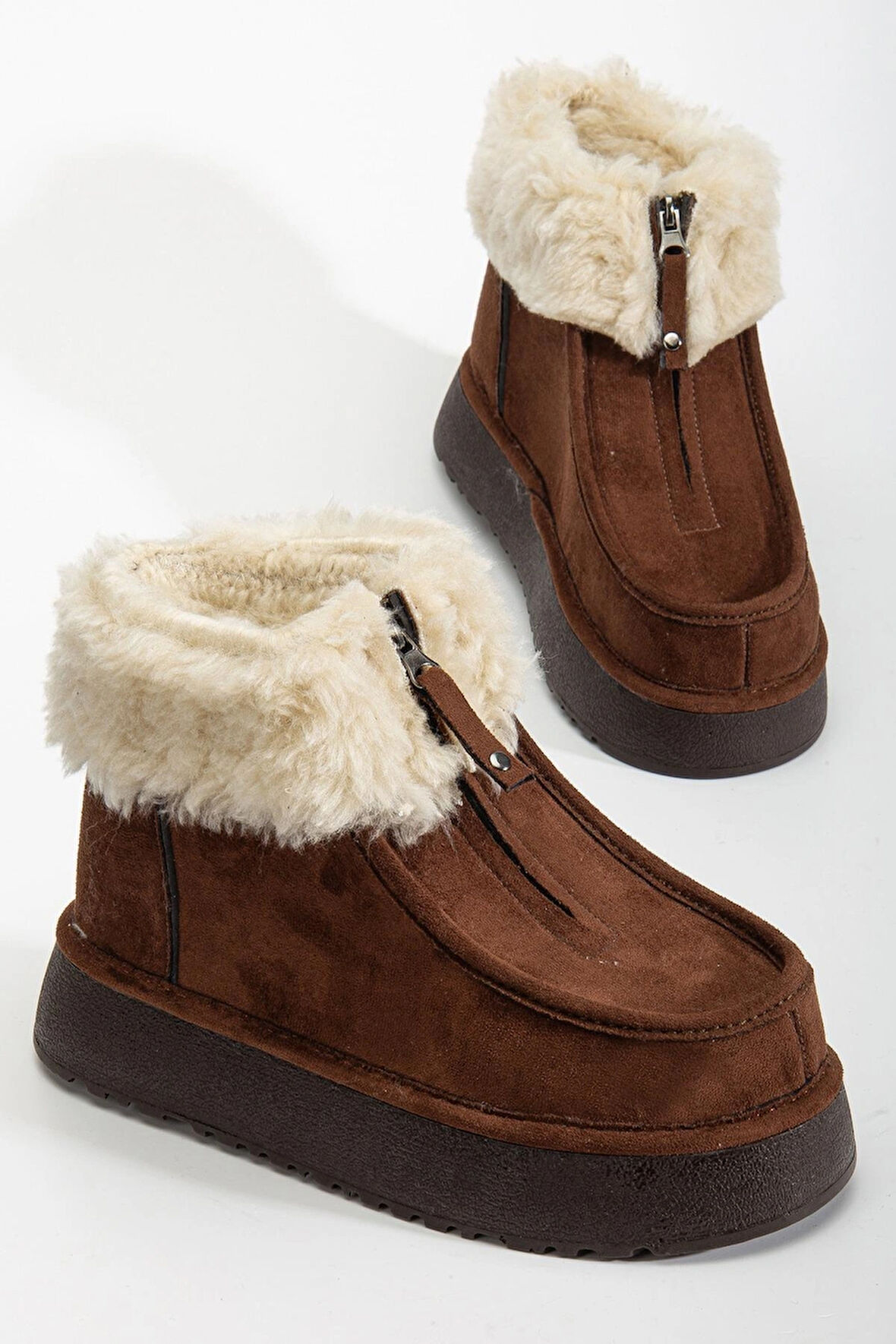 Silva Önden Fermuarlı Kürk Astarlı Kalın Taban Rahat Kadın Bot