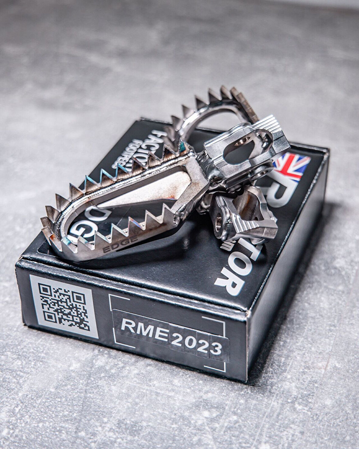 Raptor Titanium Footpegs Ayaklık (Ktm Husqvarna Gasgas 24-25 TBI uyumlu)