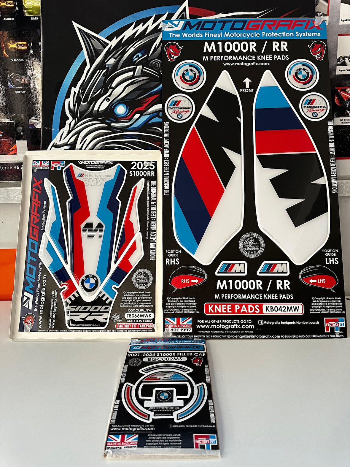 Motografix M Performance Knee-Tank Pads, Filler Cap (BMW M 1000 R/RR)