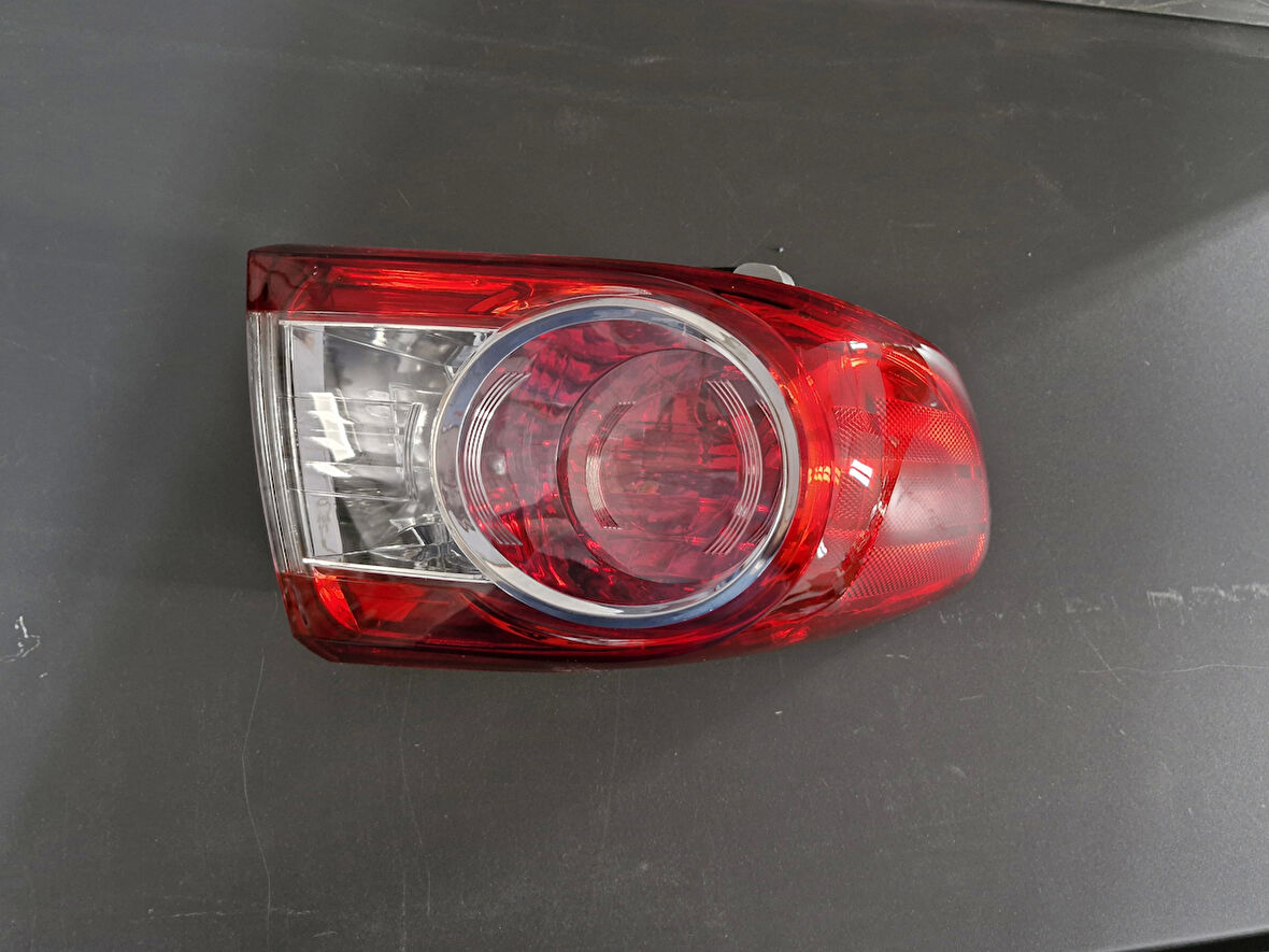 TOYOTA COROLLA SOL ARKA DIŞ STOP LAMBASI SIFIR 2010-2013