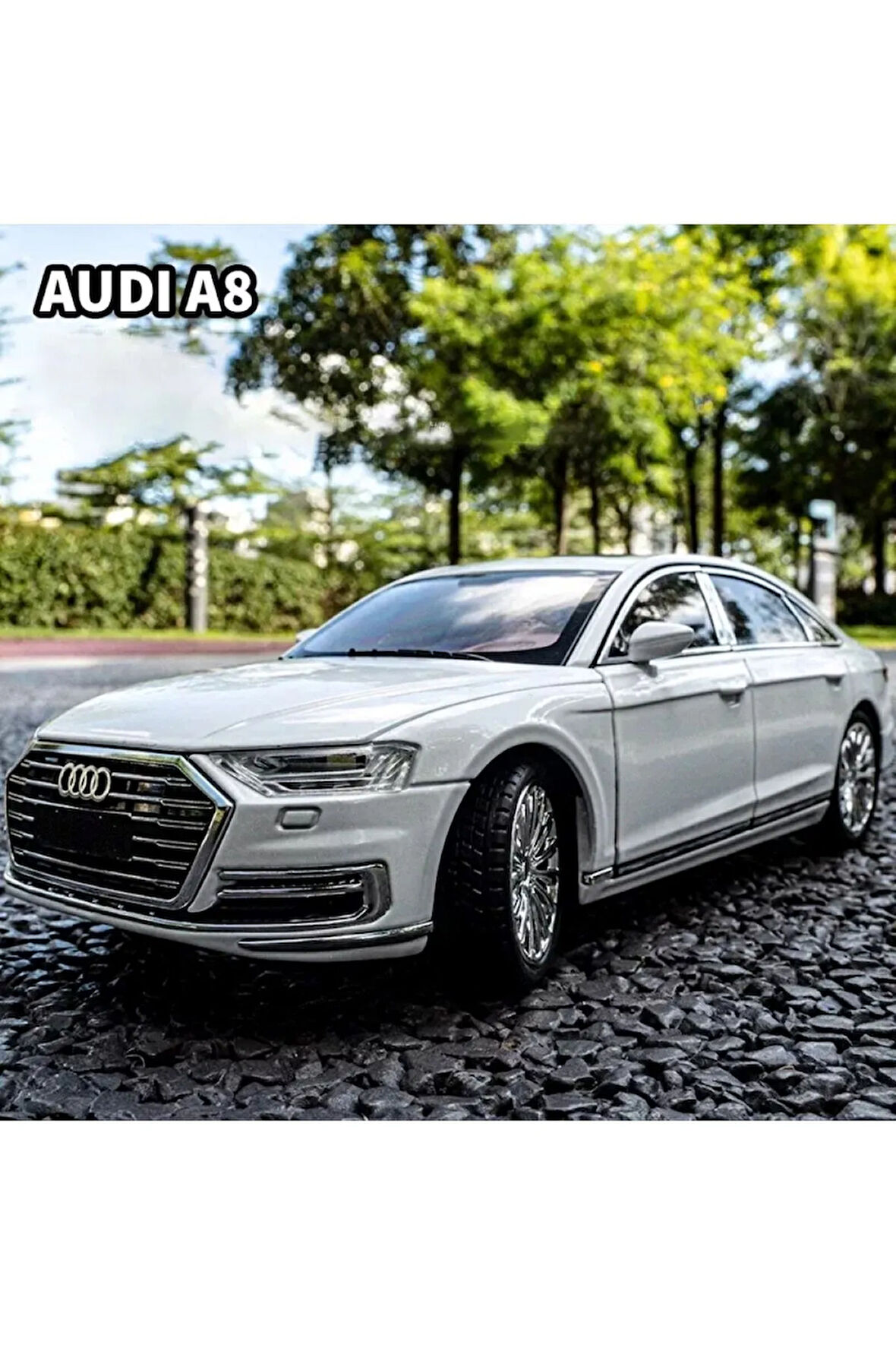 Audi A8 Araba Audi A8 Long Quattro 1:24 Diecast Metal Model Araba Koleksiyon Araba Sesli Işıklı