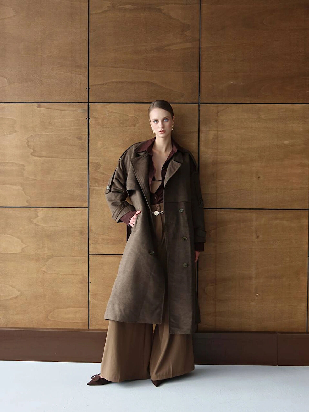 Kahverengi - Oversize Süet Görünümlü Kemerli Trençkot