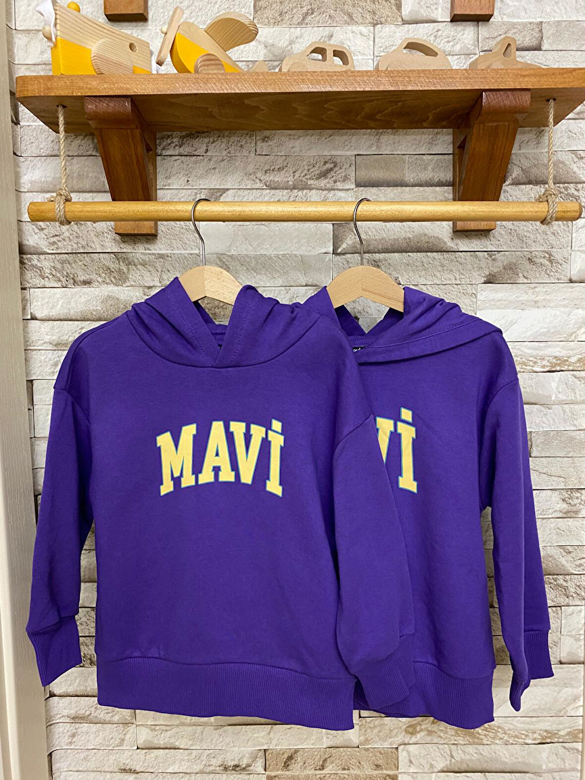 Logo Baskılı Kapüşonlu Çocuk Sweatshirt