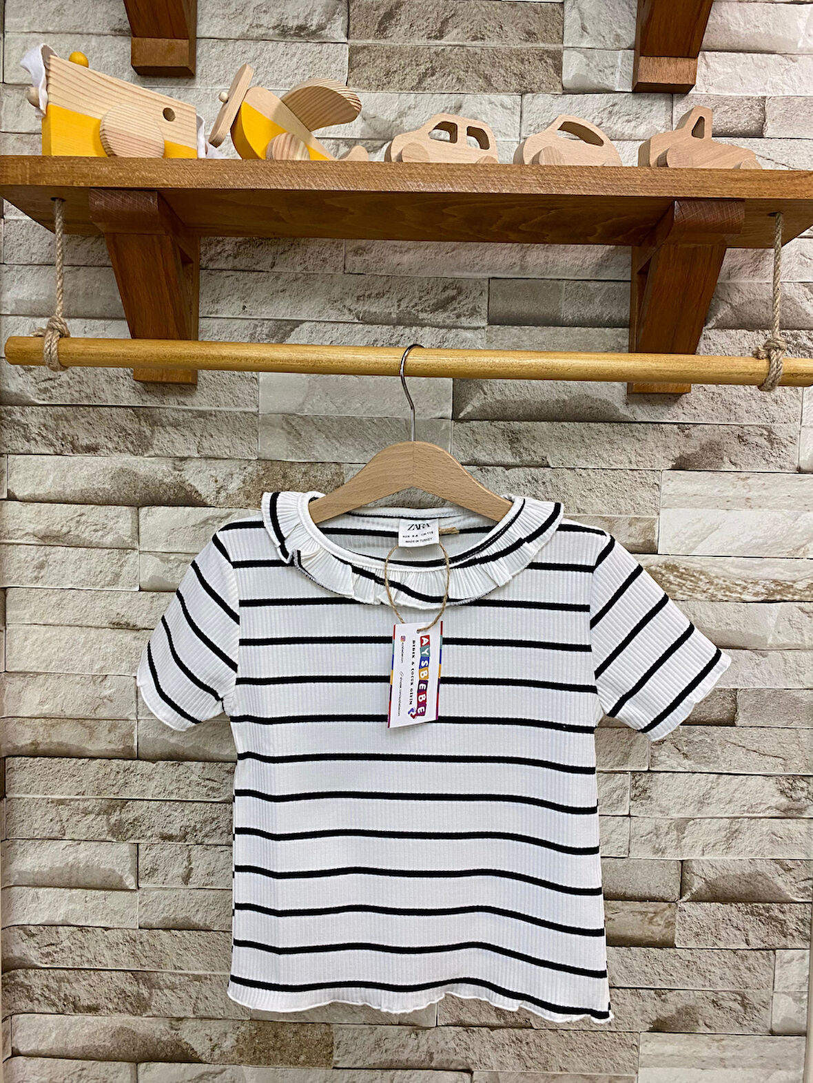 AYSBEBE FIRFIR YAKA ÇİZGİ DESENLİ YAZLIK KIZ ÇOCUK TİŞÖRT