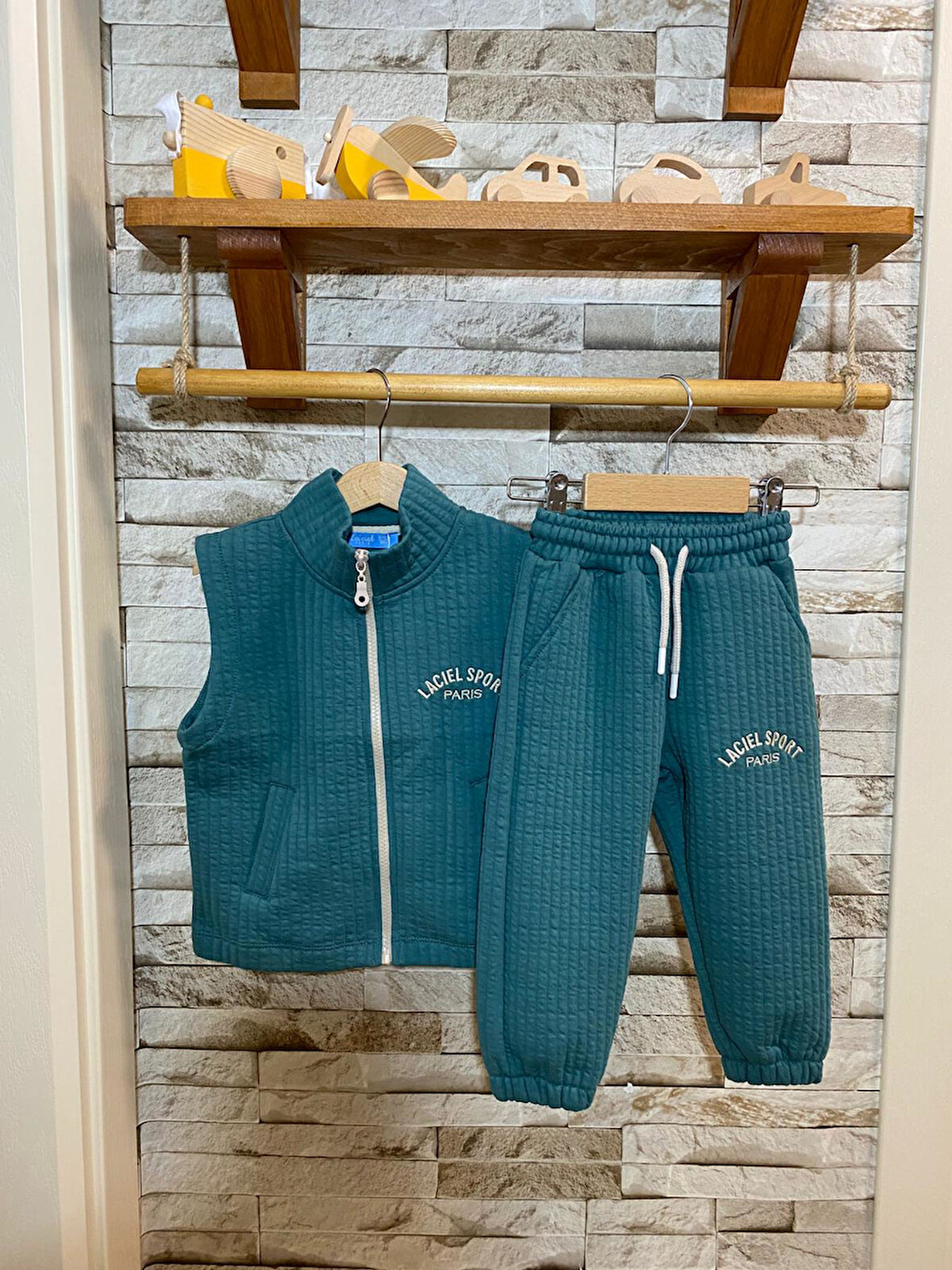 LACİEL PARİS YELEKLİ ÇOCUK TAKIM KAPİTONE KUMAŞ UNISEX