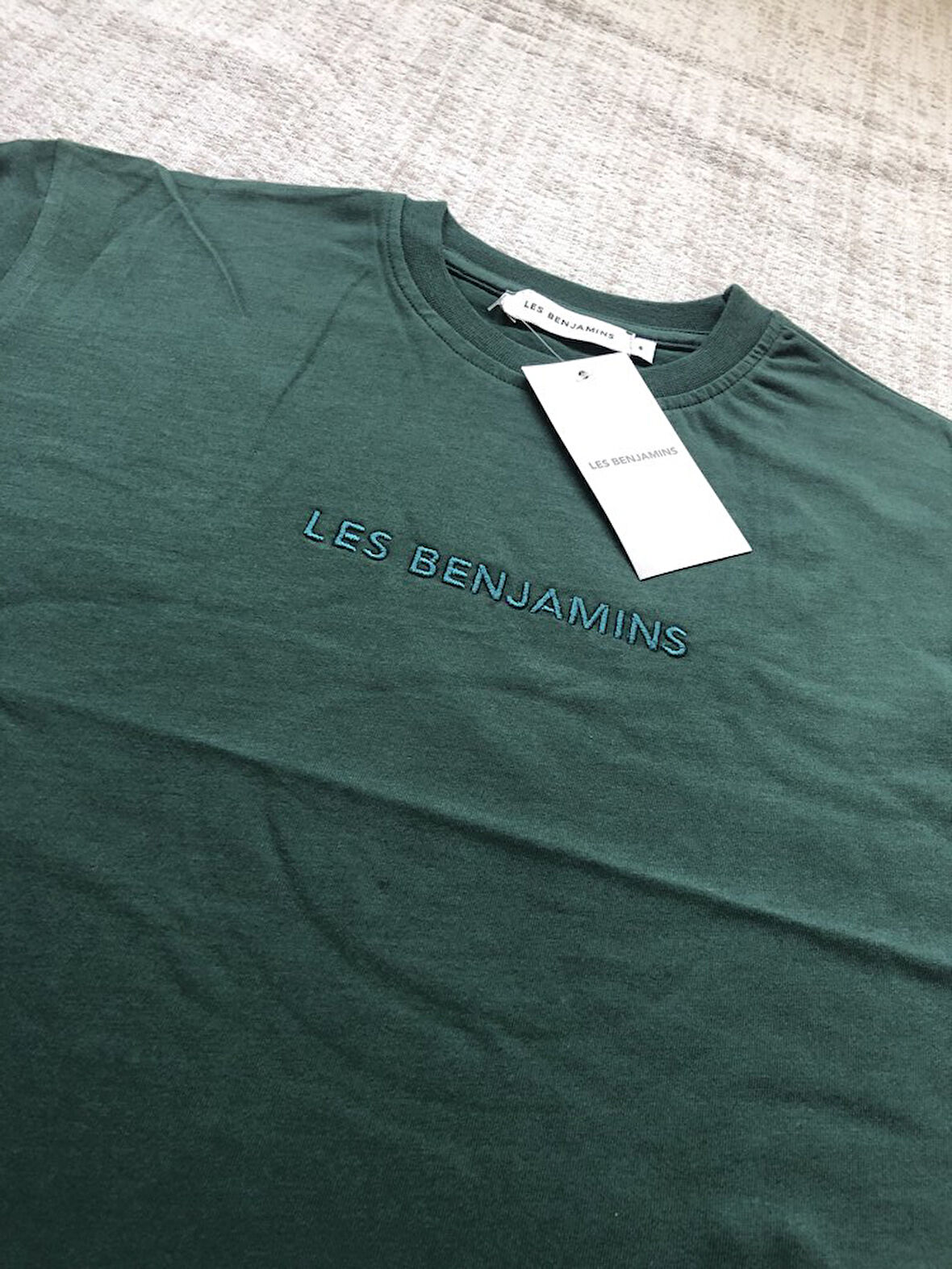 AYSBEBE İŞLEMELİ FIRÇALI KUMAŞ YAZLIK ÇOCUK TİŞÖRT